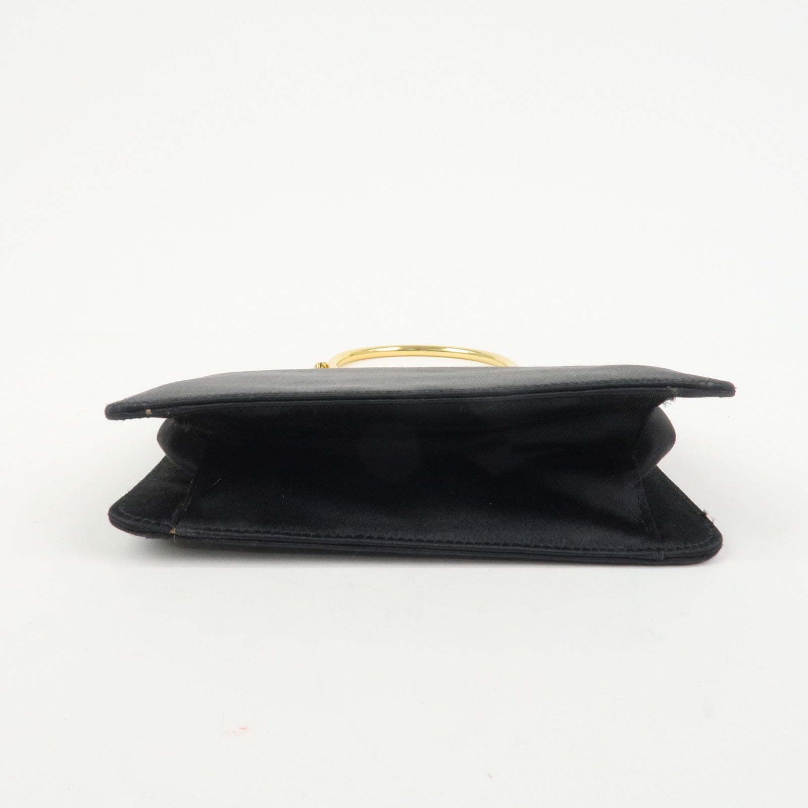 Ferragamo Boots Motif Kiss Lock Hand Bag Black