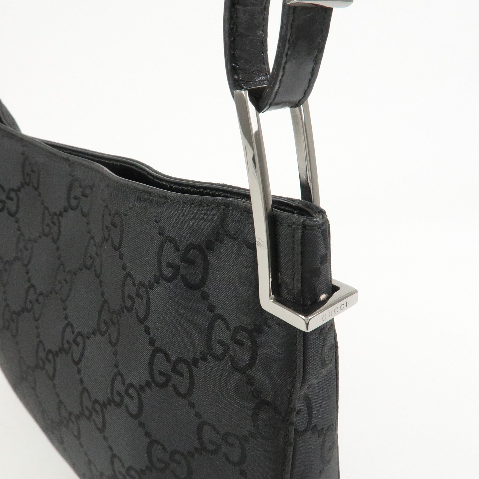 GUCCI GG Monogram Nylon Leather Shoulder Bag Black 001・3193