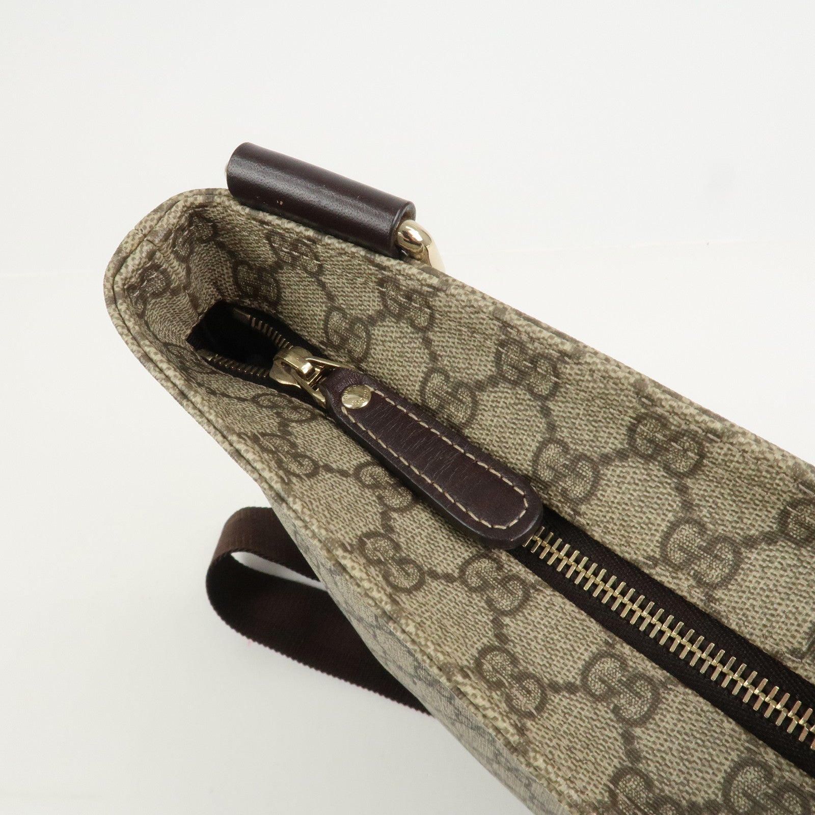 GUCCI GG Supreme Shoulder Bag Crossbody Bag Beige Brown 201446