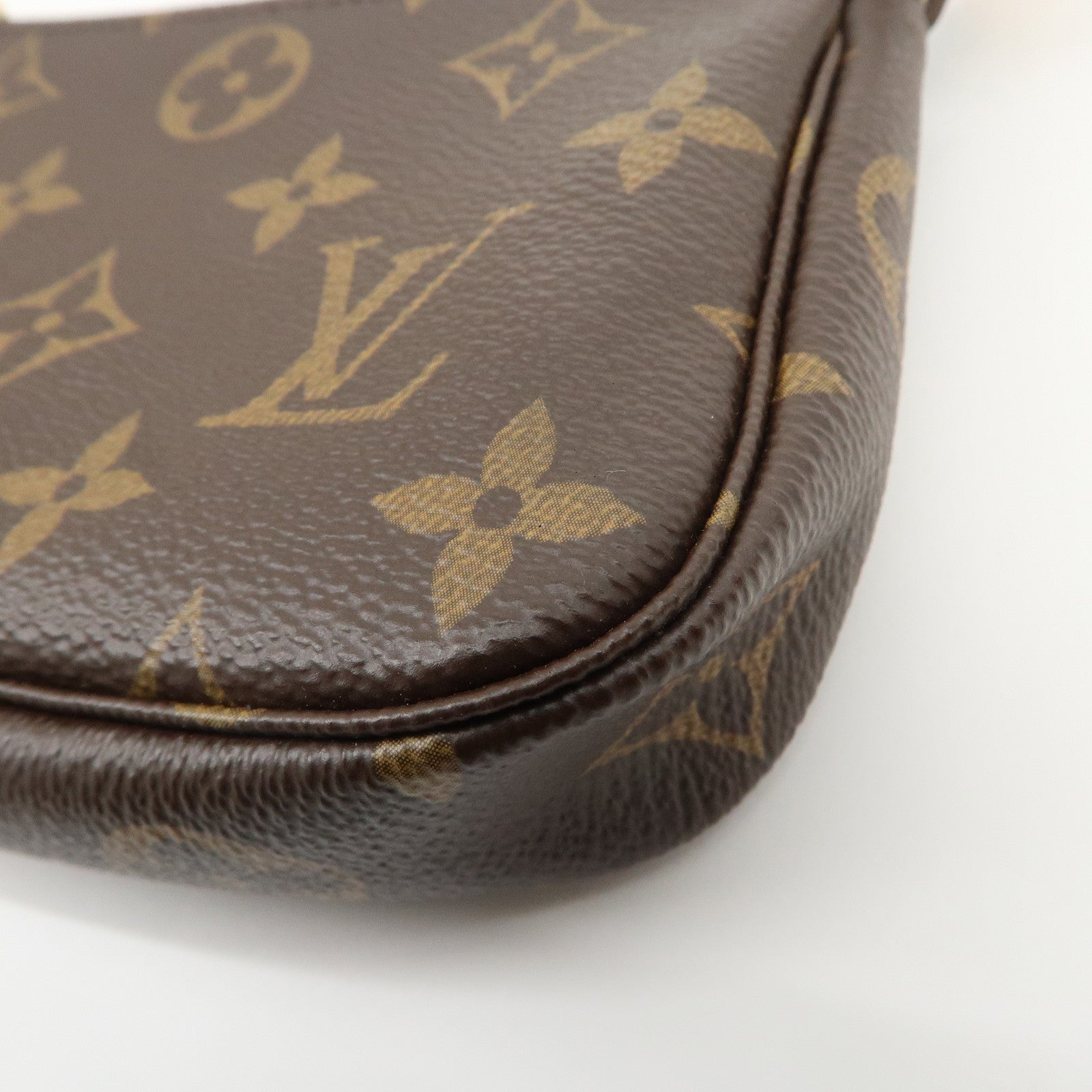 Louis Vuitton Monogram Mini Pochette Accessoires Hand Bag M58009
