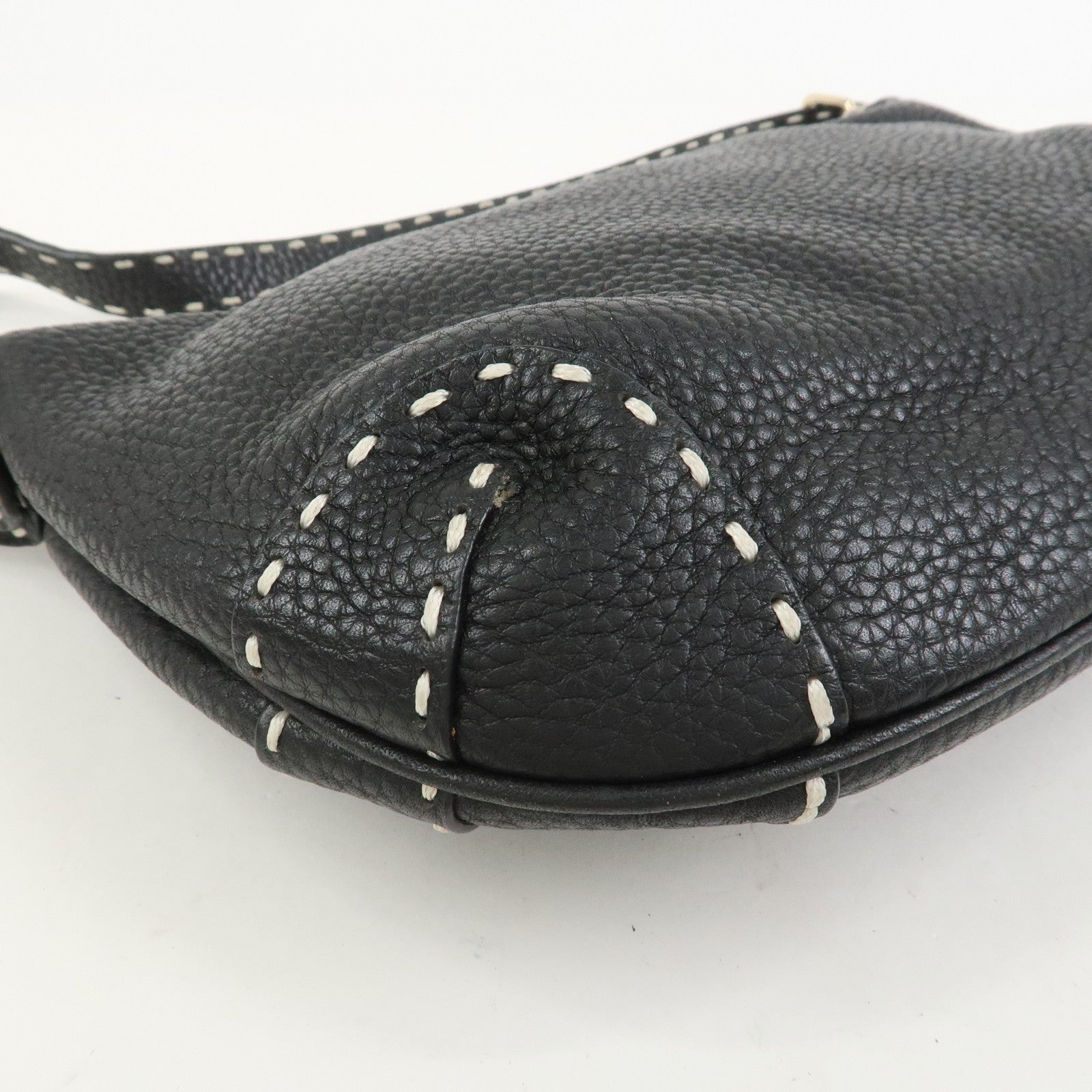 FENDI Selleria Logo Leather Shoulder Bag Hand Bag Black