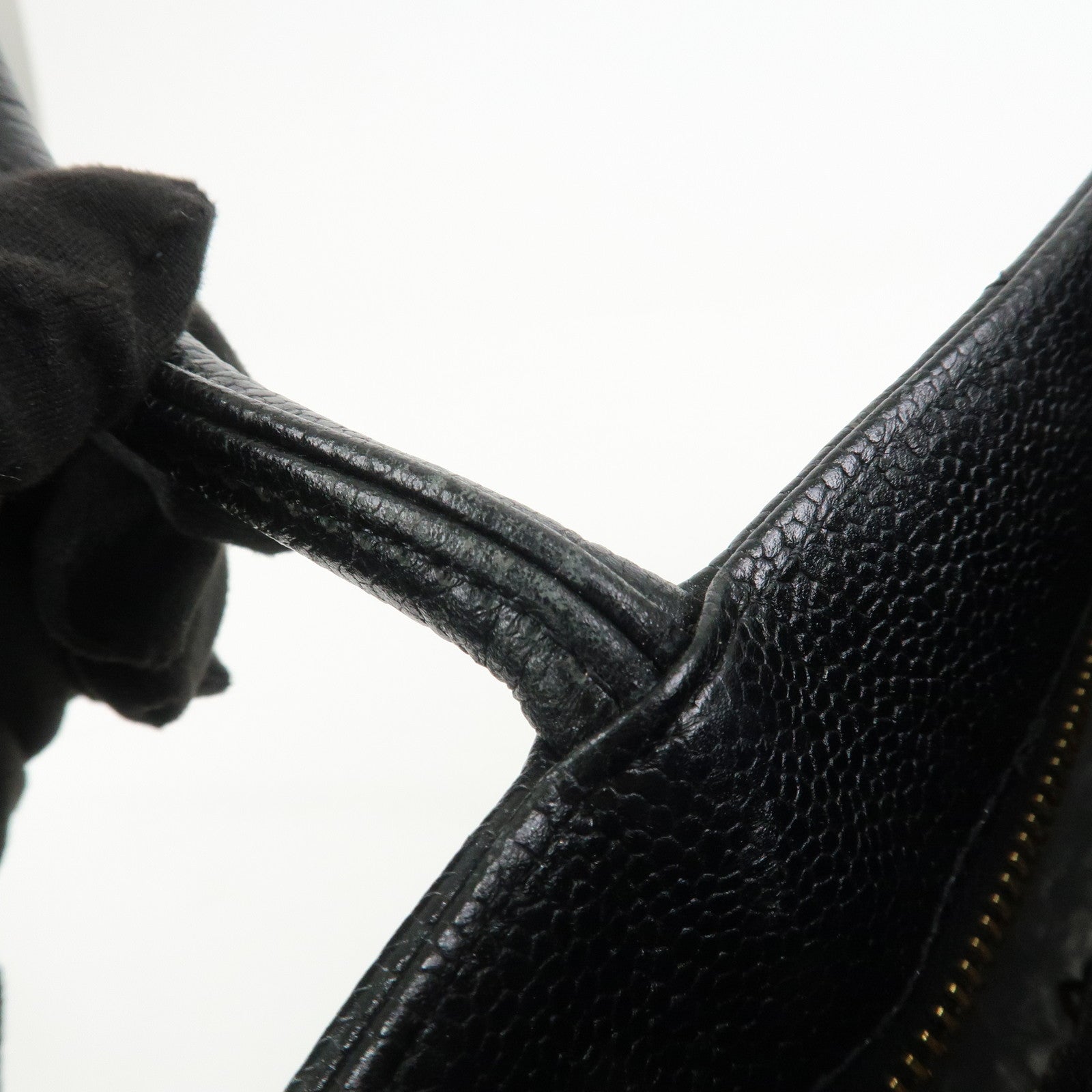 CHANEL Matelasse Caviarskin Medallion Tote Bag Hand Bag A01804