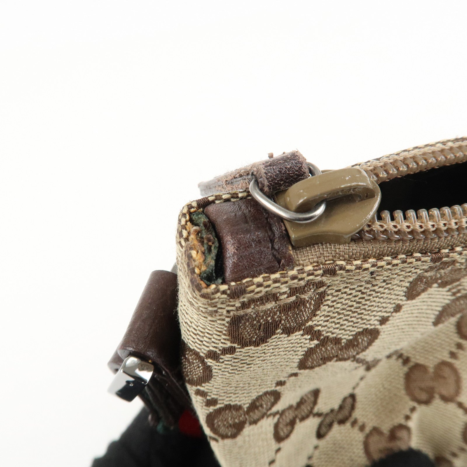 GUCCI Sherry GG Canvas Leather Accessory Pouch Hand Bag 141809 Used