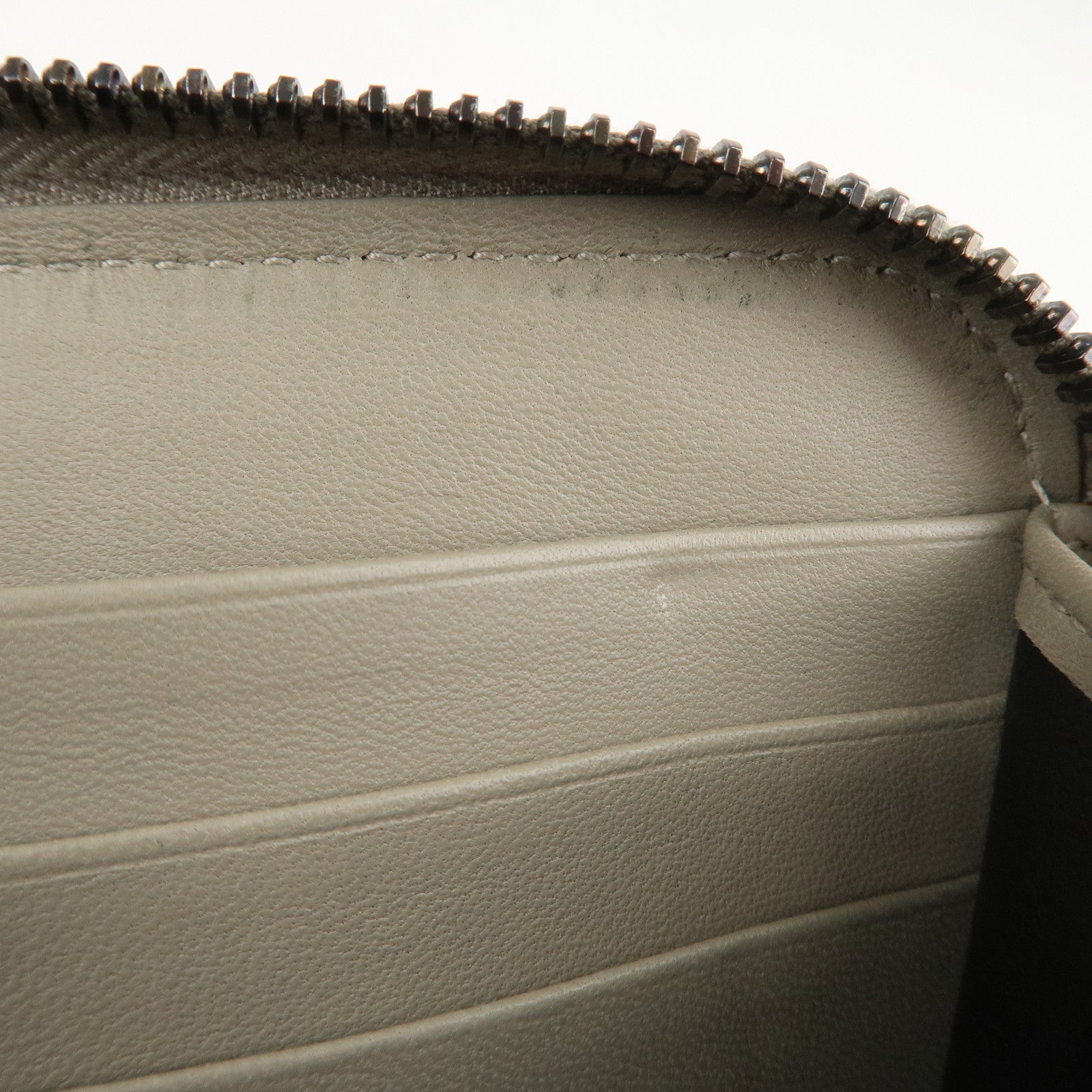 BOTTEGA VENETA Intrecciato Leather Round Zipper Long Wallet Gray Used