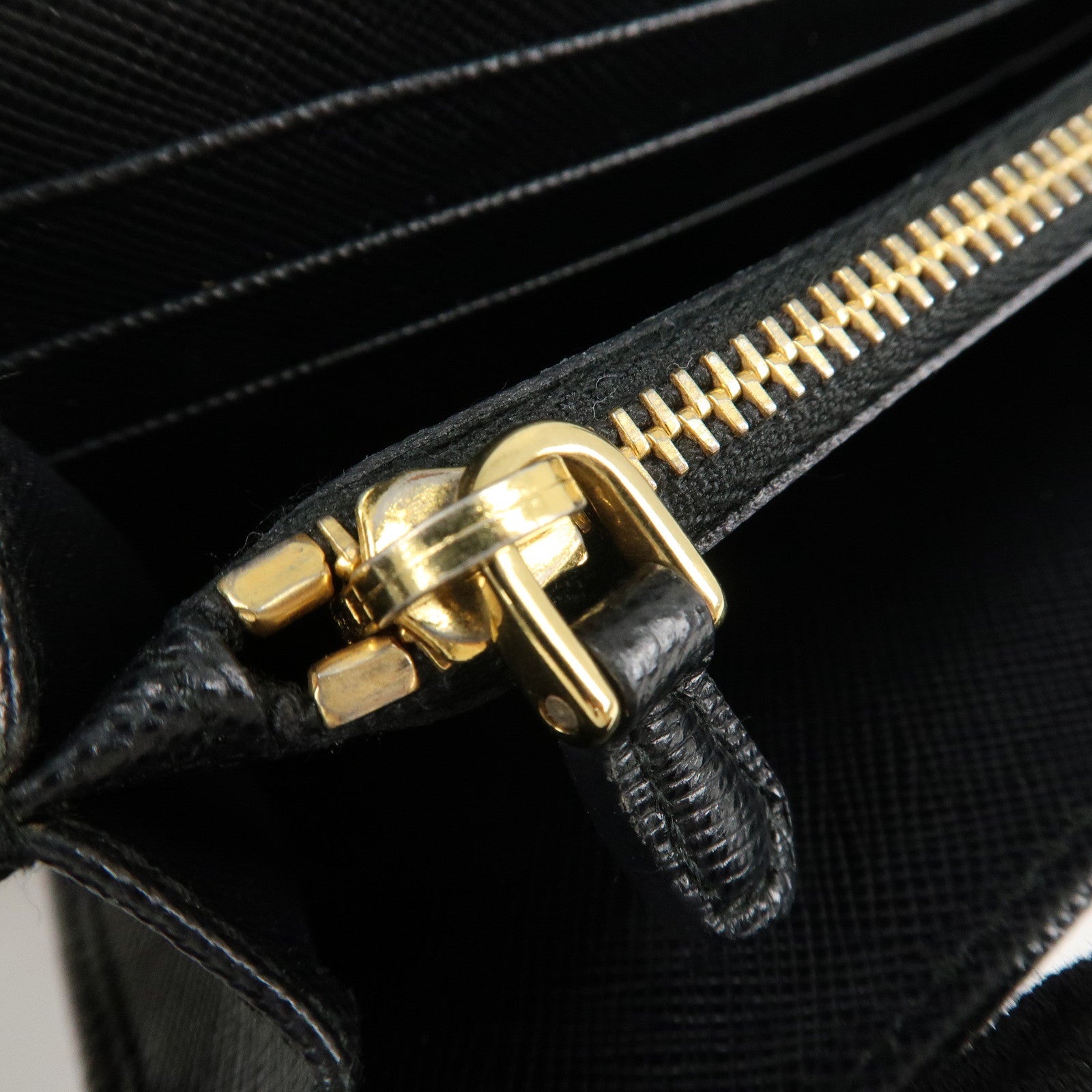 PRADA Saffiano Leather Chain Wallet Purse Black 1MT290 Used