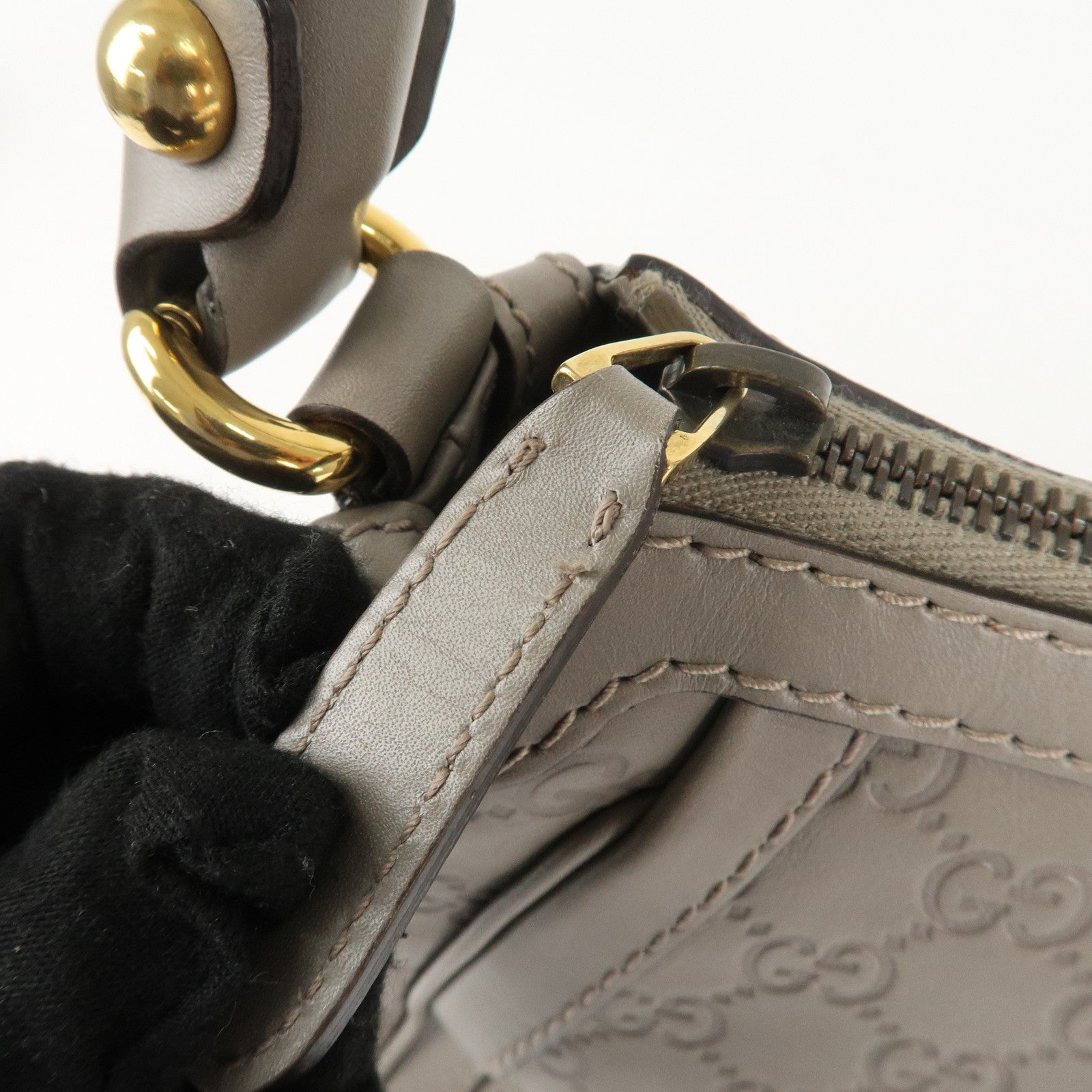 GUCCI Guccissima Scarlet Guccissima Leather Shoulder Bag 282298 Used