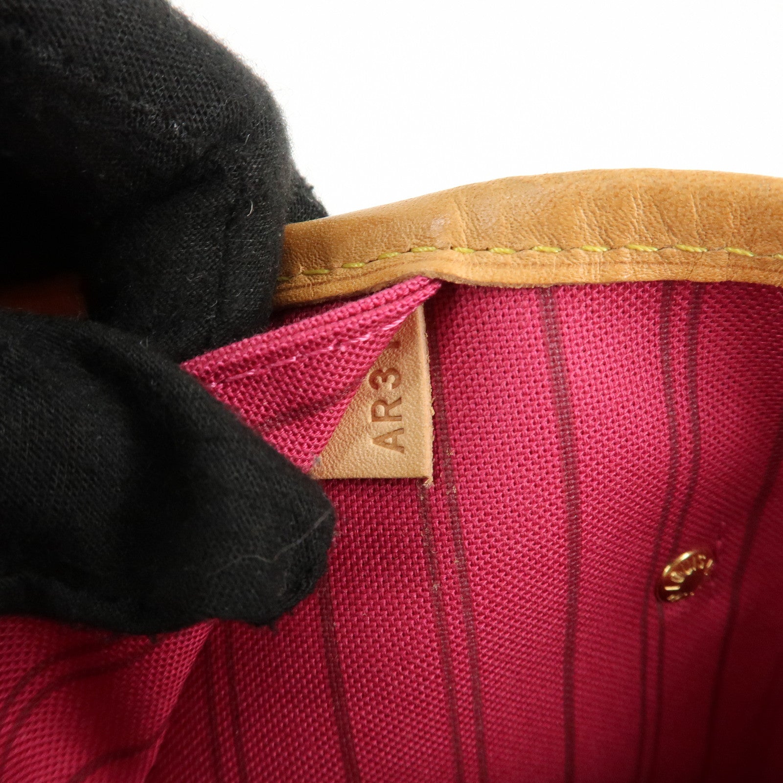 Louis Vuitton Monogram Patches Neverfull MM Tote Bag Pouch M43988 Used