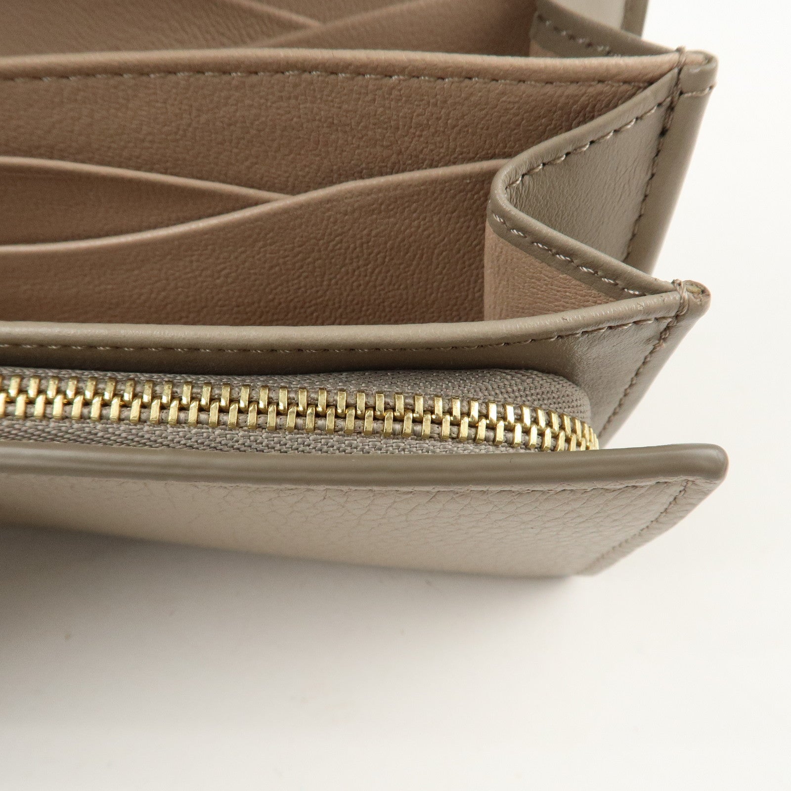 Chloe Abby Leather Bi-fold Long Wallet Greige Used