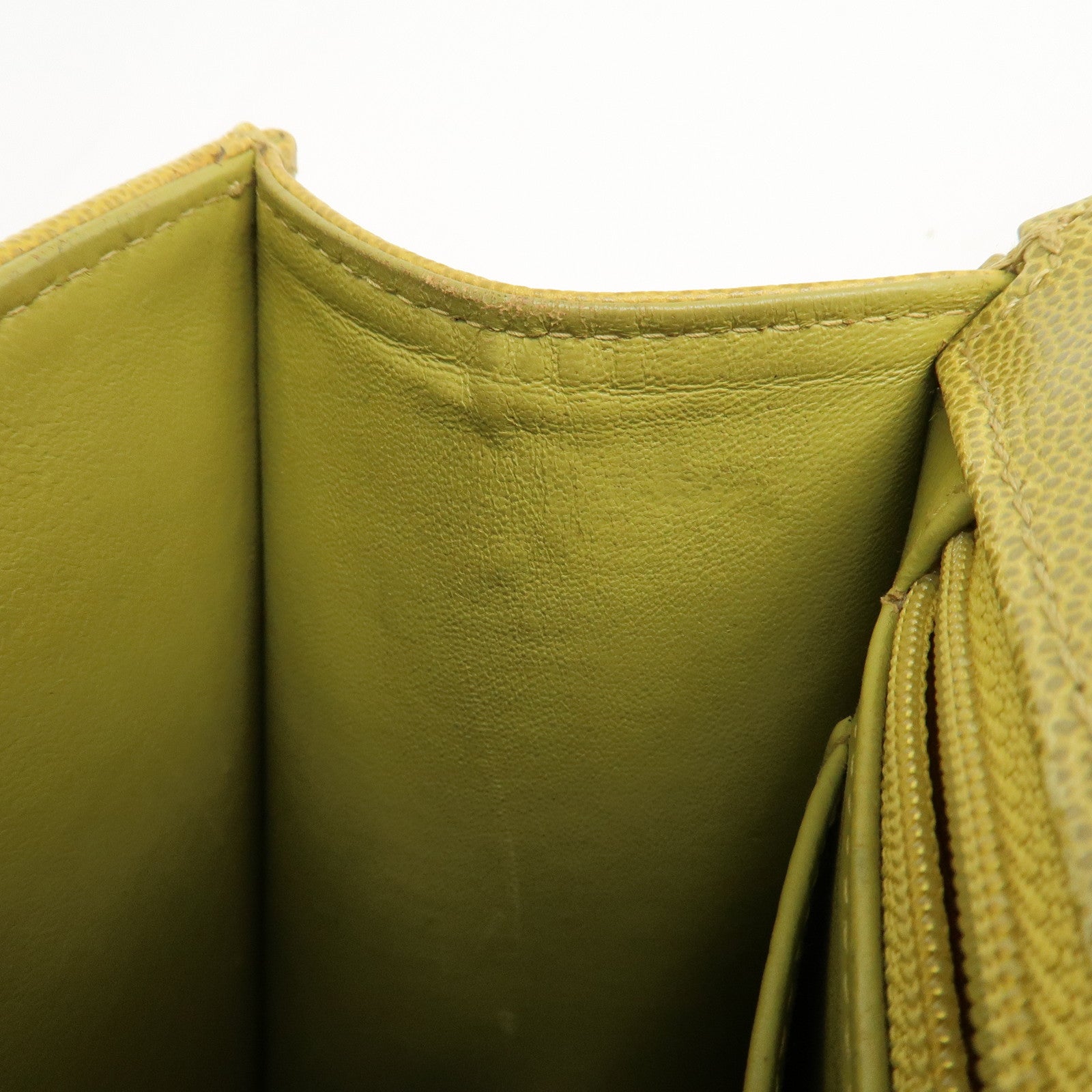 CHANEL Matelasse Caviar Skin Shoulder Bag Yellow Used