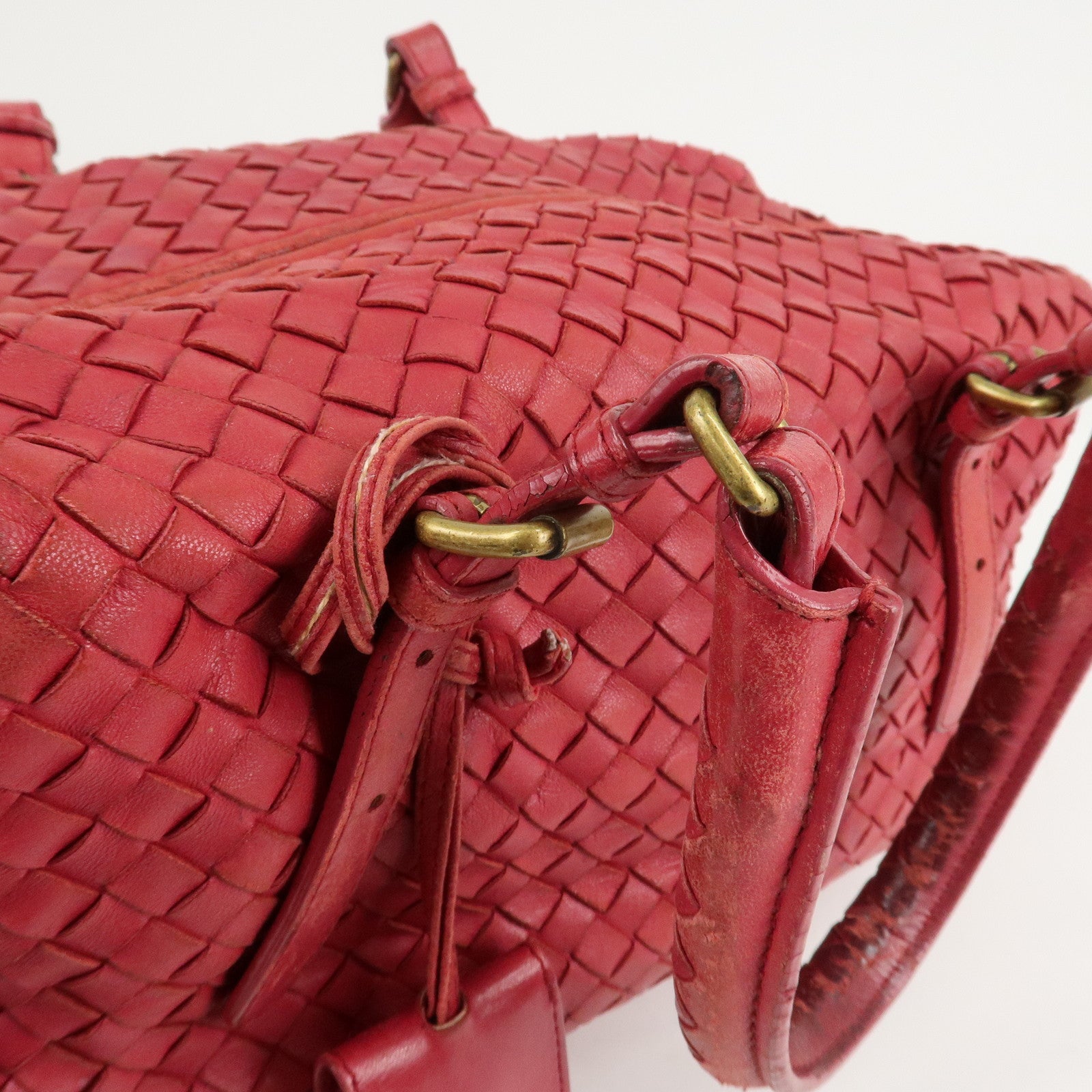 BOTTEGA VENETA Intrecciato Leather Montaigne Boston Bag Red Used