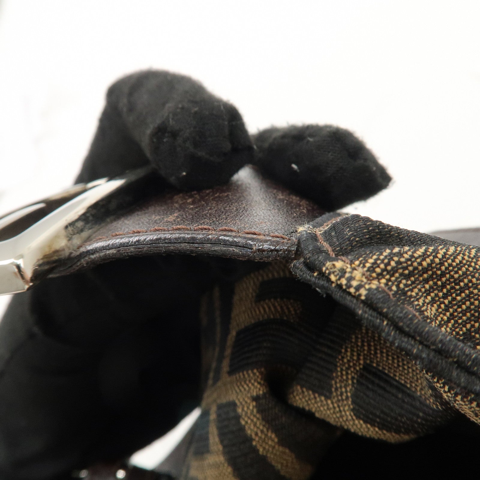 FENDI Zucca Canvas Leather Shoulder Bag Hand Bag 26423Used F/S Used