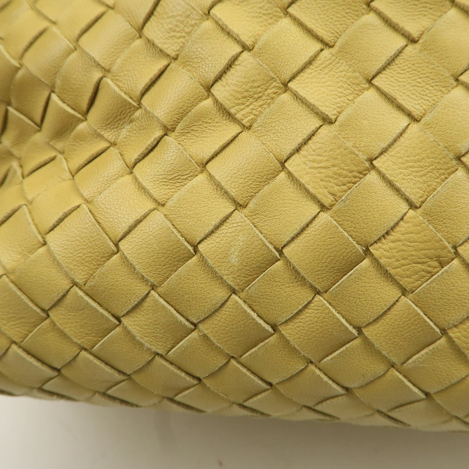 BOTTEGA VENETA Intrecciato Leather Montaigne Boston Bag 173398 Used