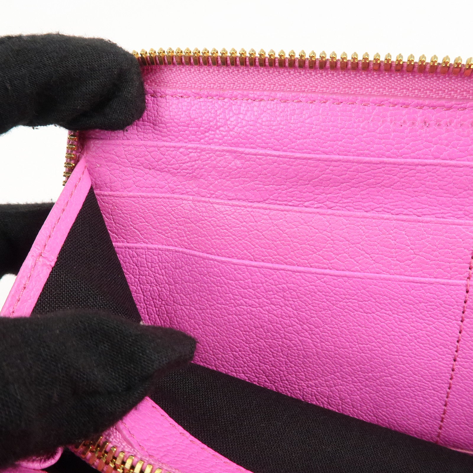 BALENCIAGA Leather Classic Continental Zip Wallet Pink 390187 Used