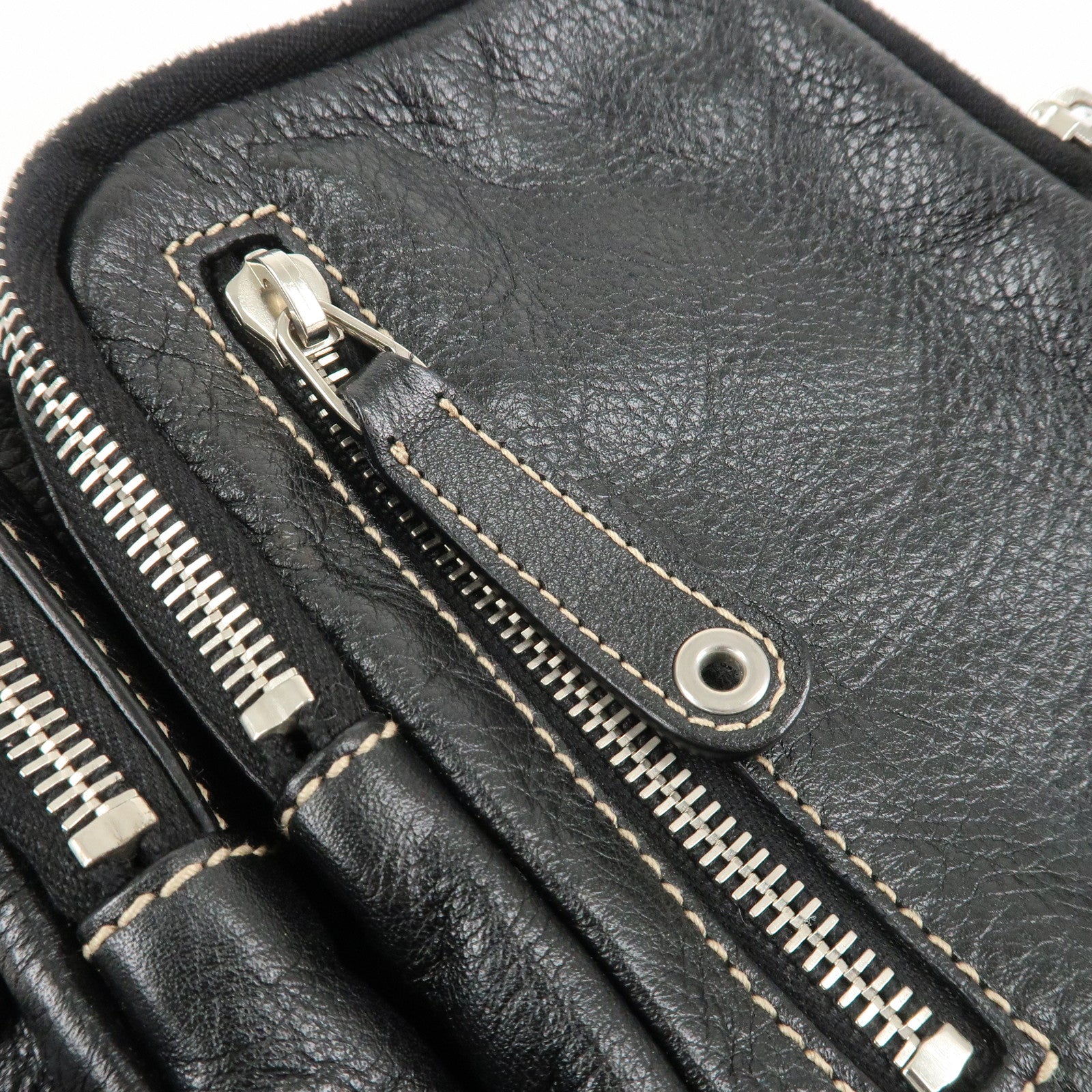 GUCCI Leather Nylon Waist Bag Cross Body Bag Black 201846 Used