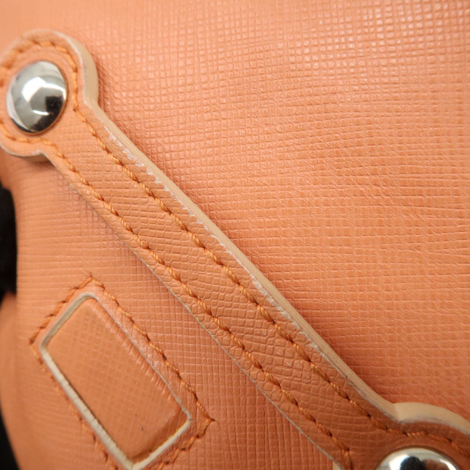 Salvatore Ferragamo Gancini Leather Shoulder Bag EE-21 6304 Used