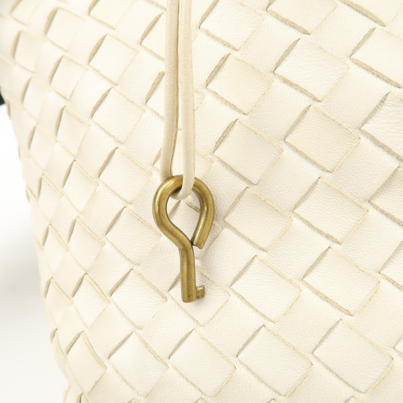 Bottega Veneta Intrecciato Leather Chain Shoulder Bag White Used