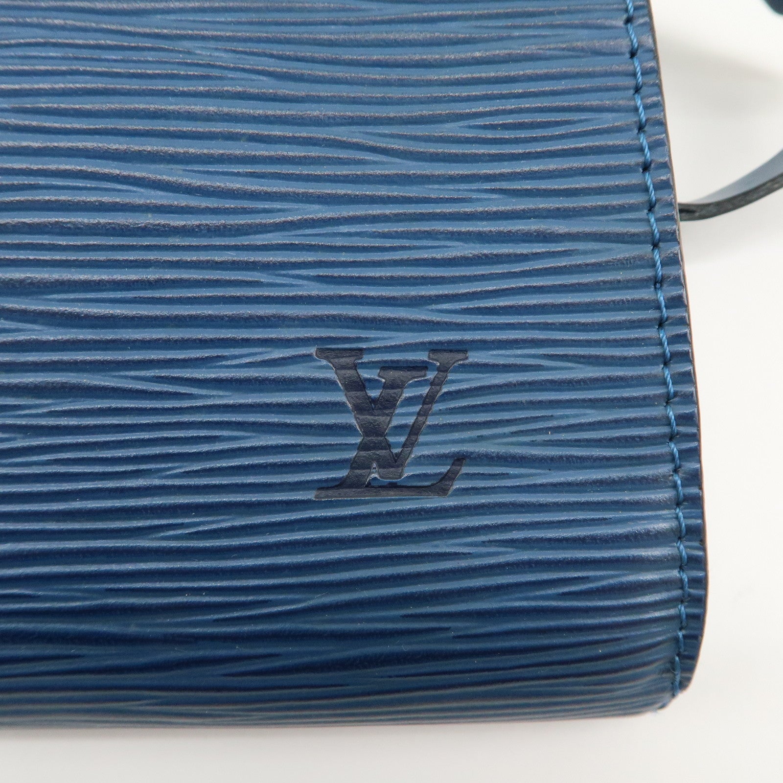 Louis Vuitton Epi Pochette Accessoires Hand Bag Toledo Blue M52947 Used