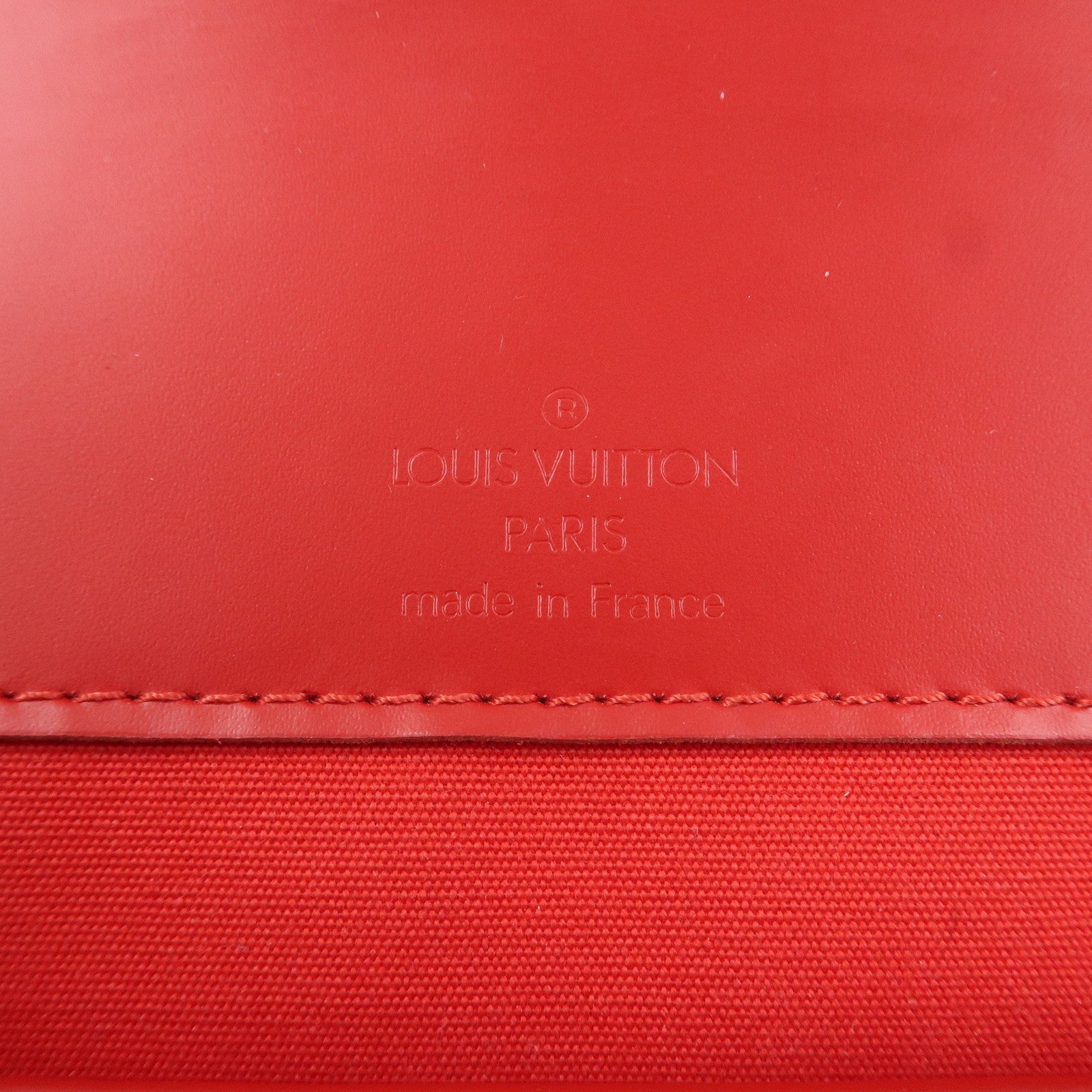 Louis Vuitton Epi Leather Dinar Shoulder Bag Rouge M5202E