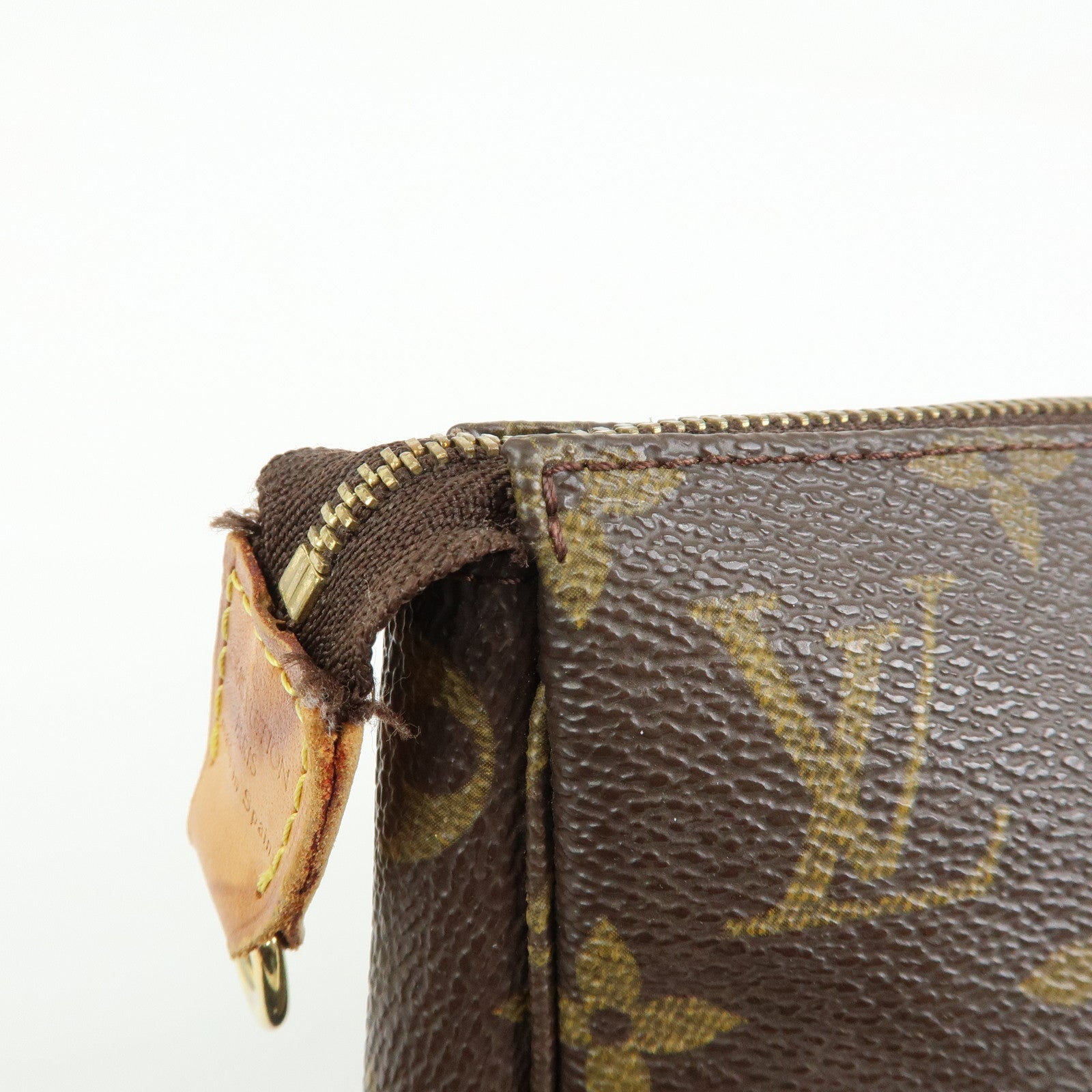 Louis Vuitton Monogram Pochette Accessoires Pouch Hand Bag M51980