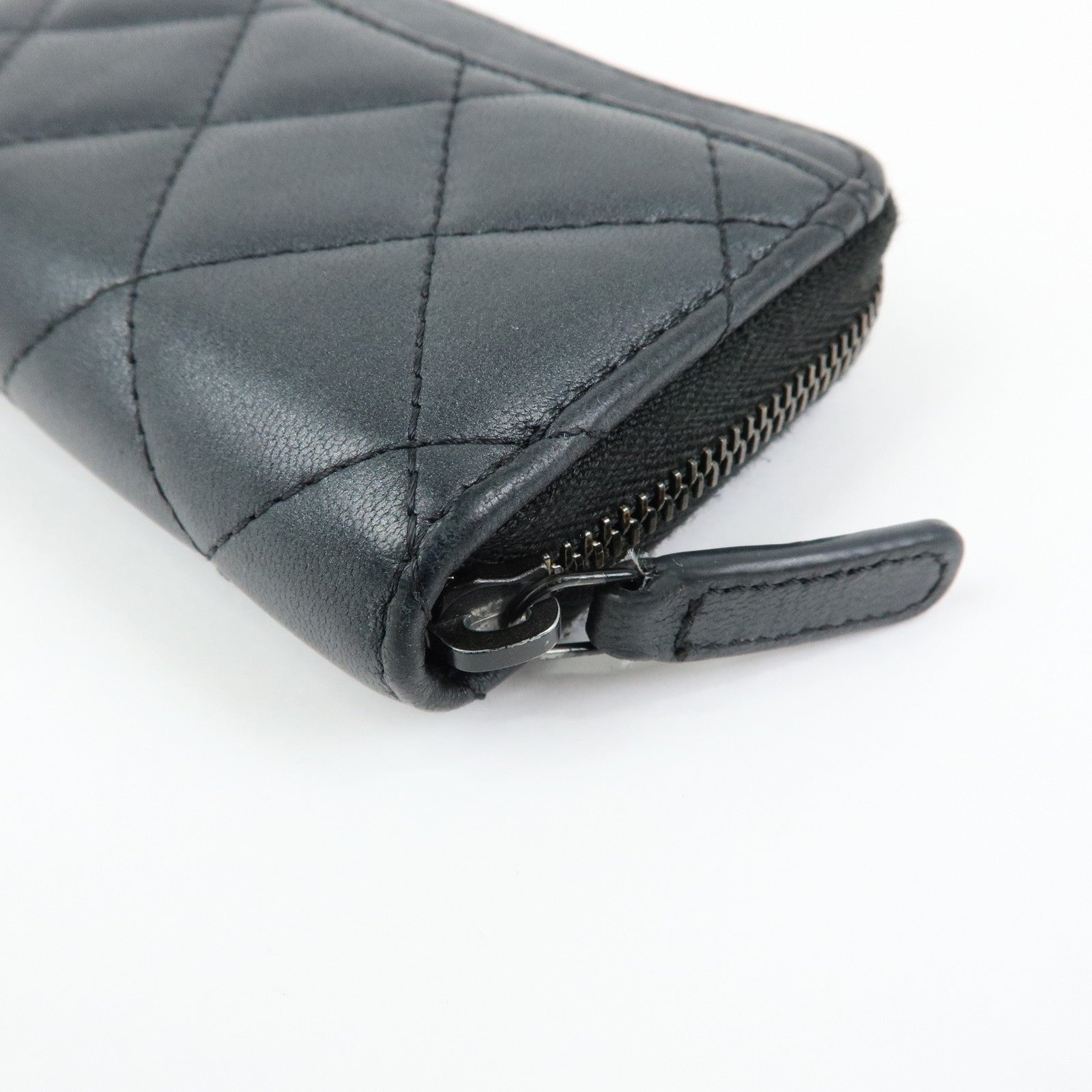 CHANEL COCO Logo Matelasse Lambskin Coin Case Card Case Black
