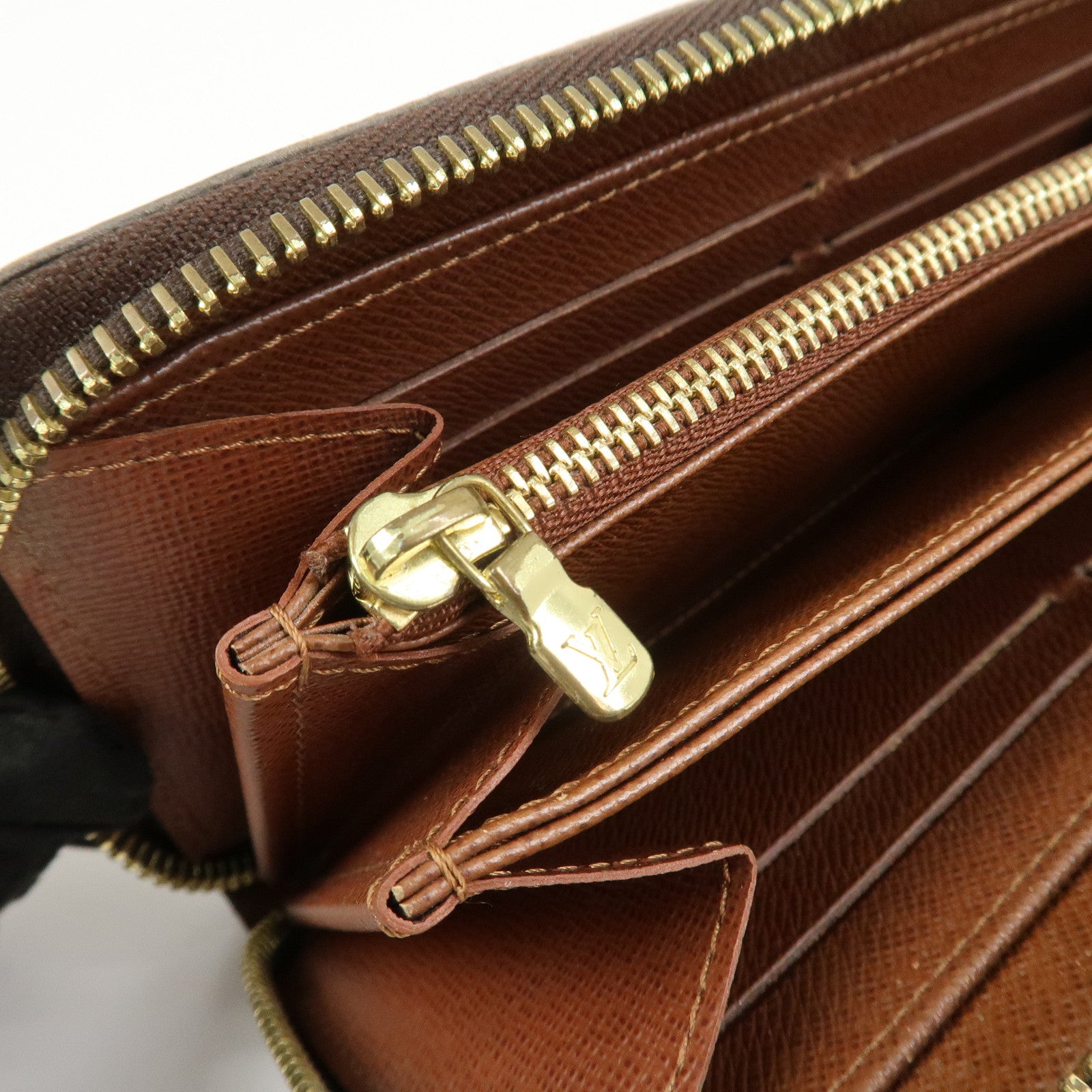Louis Vuitton Monogram Canvas Zippy Long Wallet Brown M60017