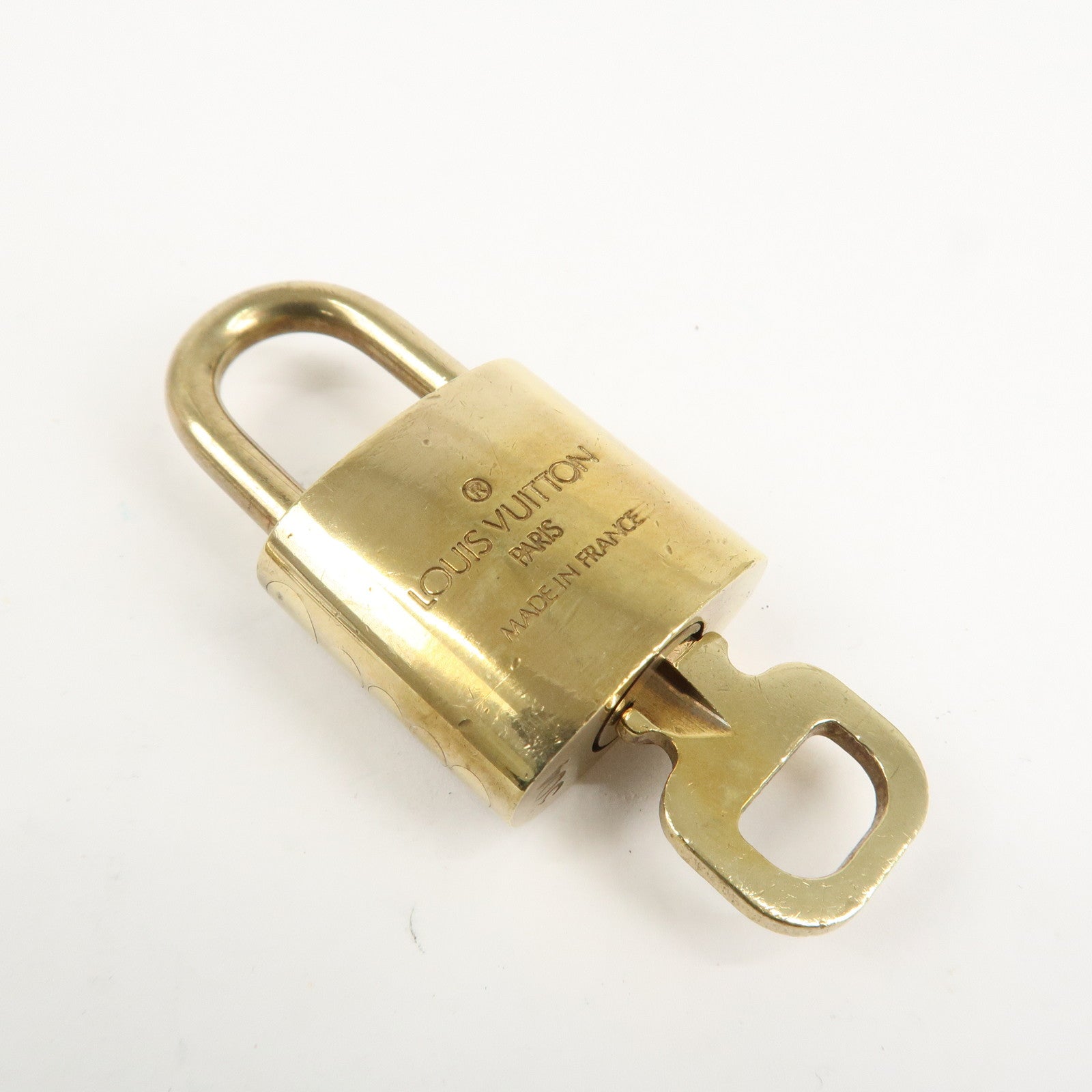 Louis Vuitton Set of 10 Lock & Key Cadena Key Lock Metal Gold