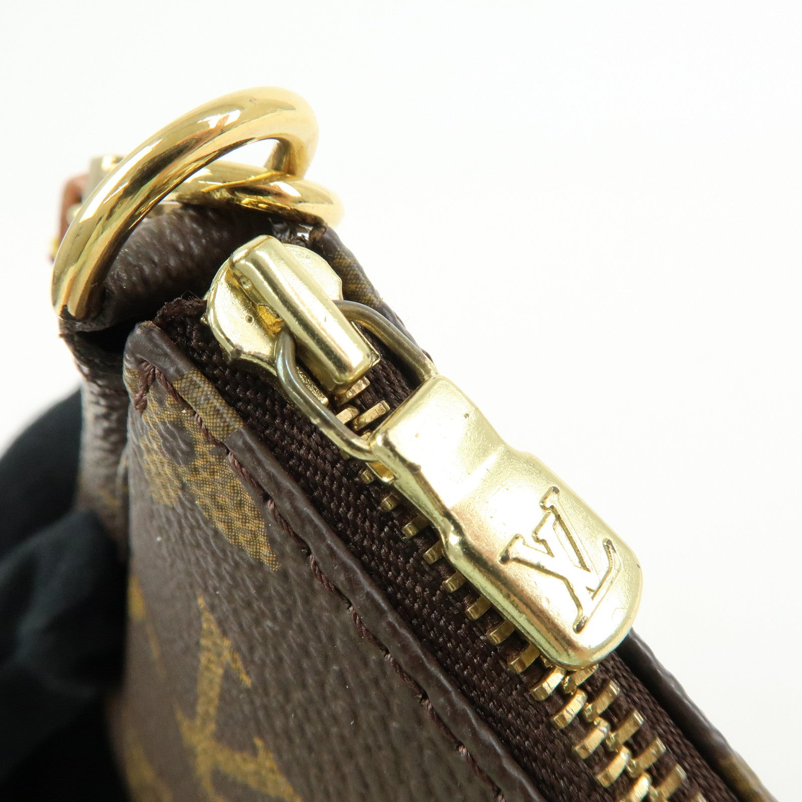 Louis Vuitton Monogram Pochette Accessoires Pouch Hand Bag M51980