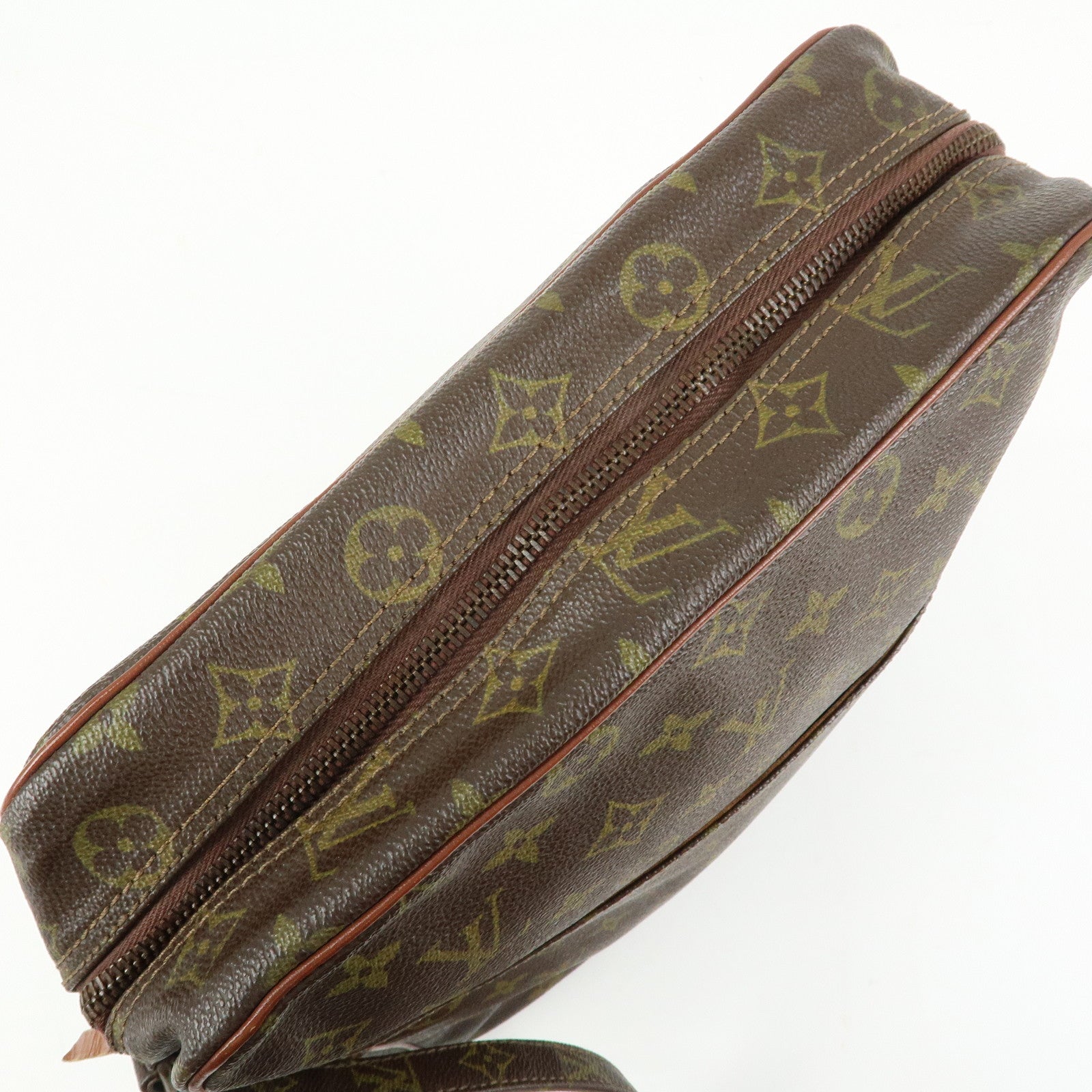 Louis Vuitton Monogram Canvas Leather Shoulder Bag Crossbody Bag