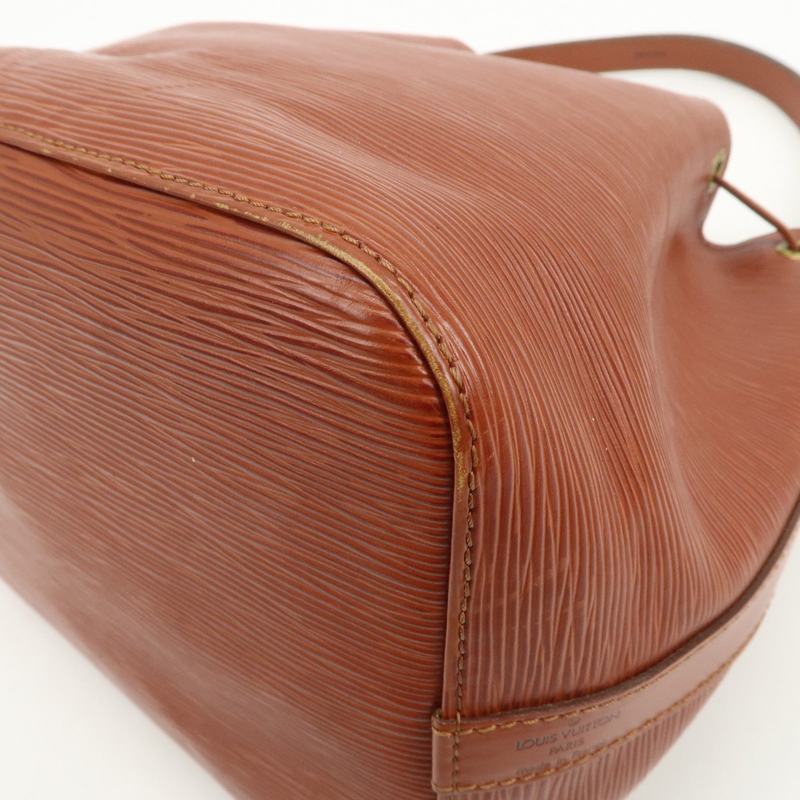 Louis Vuitton Epi Petit Noe Shoulder Bag Kenya Brown M44103