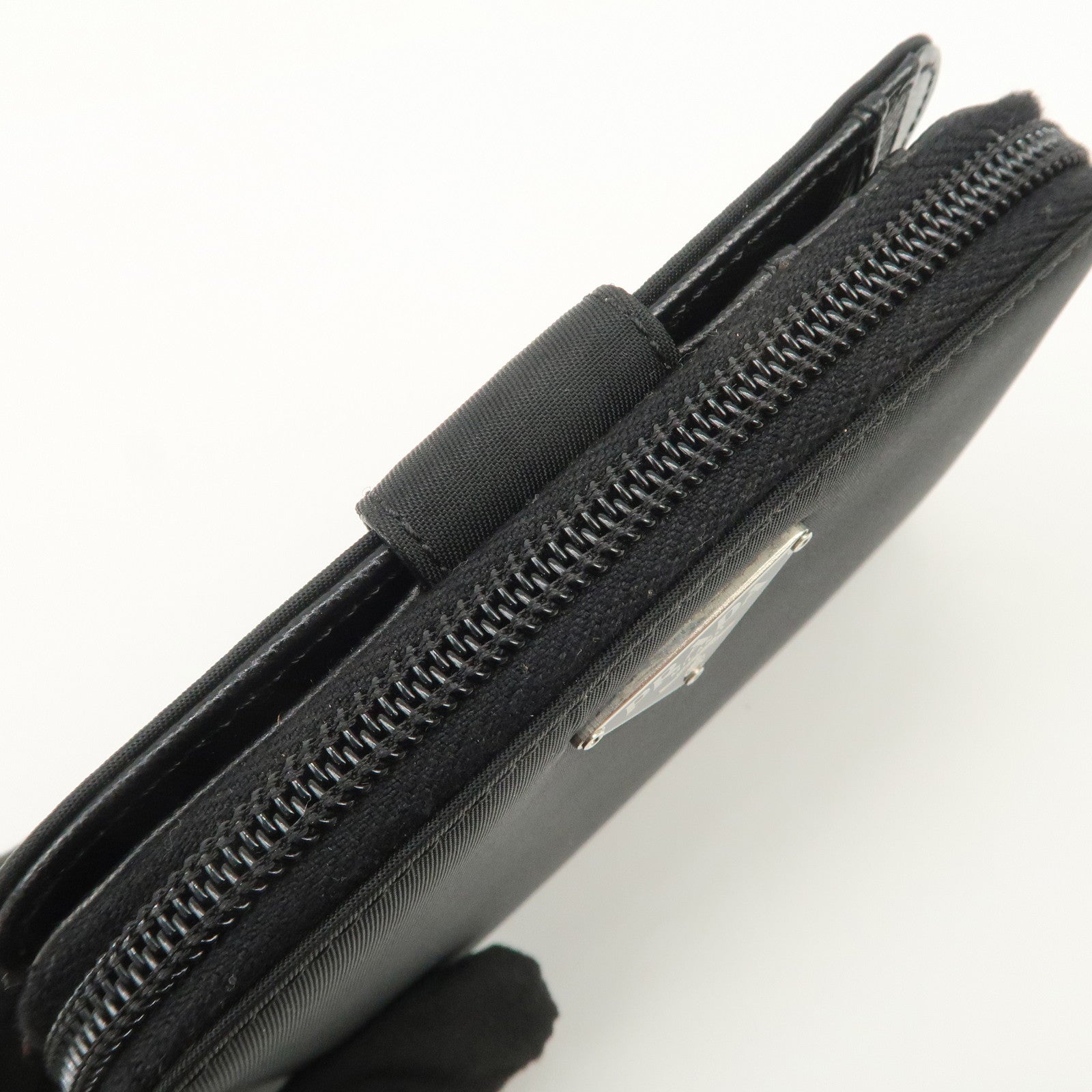 PRADA Tessuto Nylon Bi-fold Round Zippy Compact Wallet Black M605