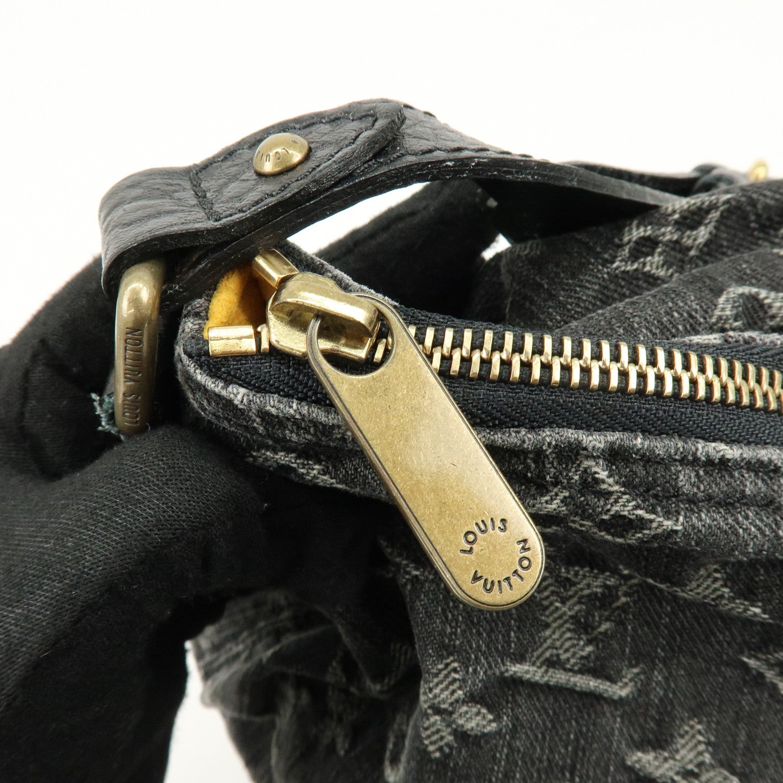 Louis Vuitton Monogram Denim Slightly Shoulder Bag Noir M95835