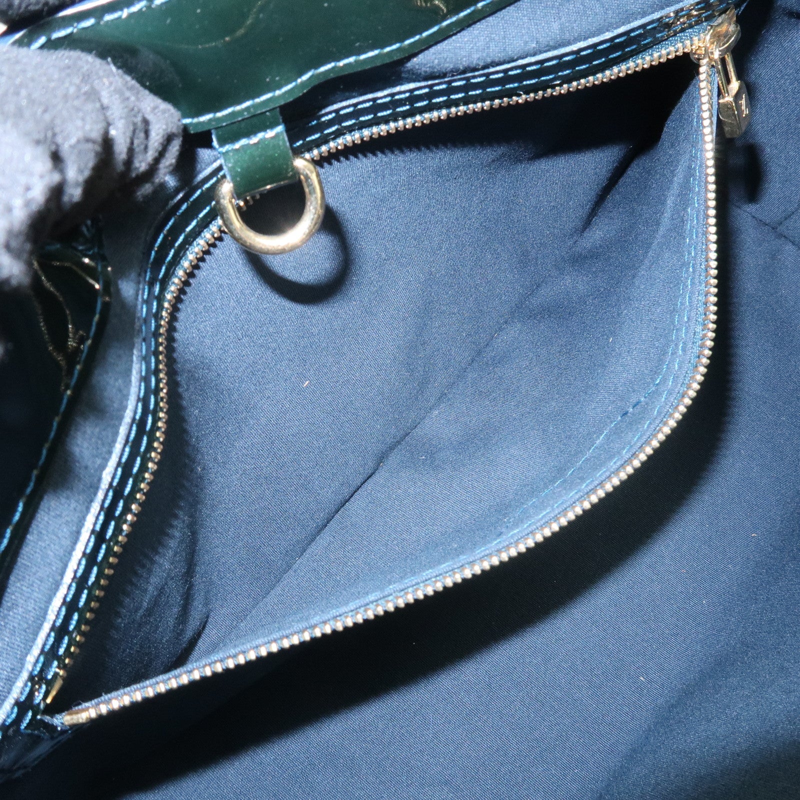 Louis Vuitton Monogram Vernis Wilshire PM Hand Bag Bleu Nuit M93684