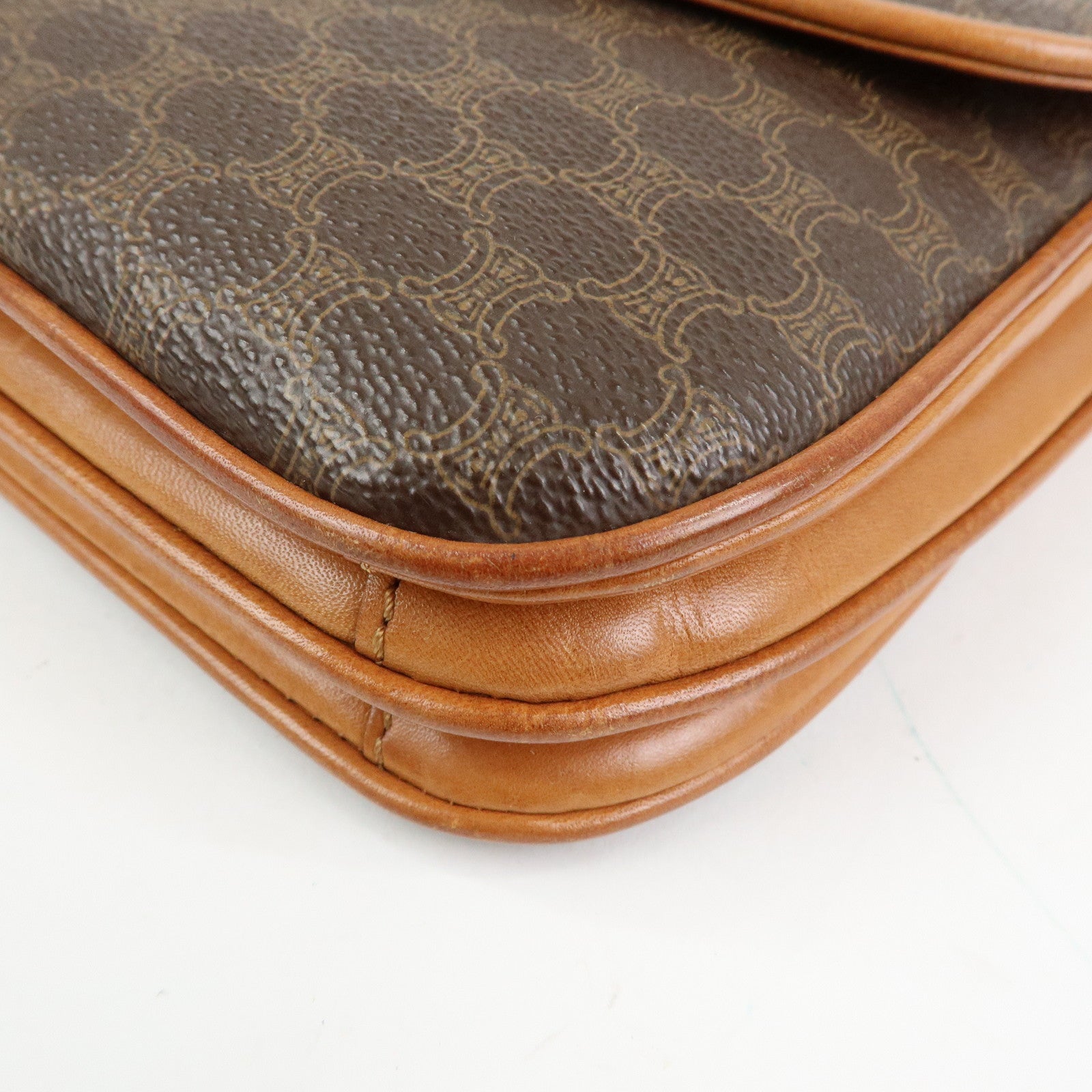 CELINE Shoulder Bag