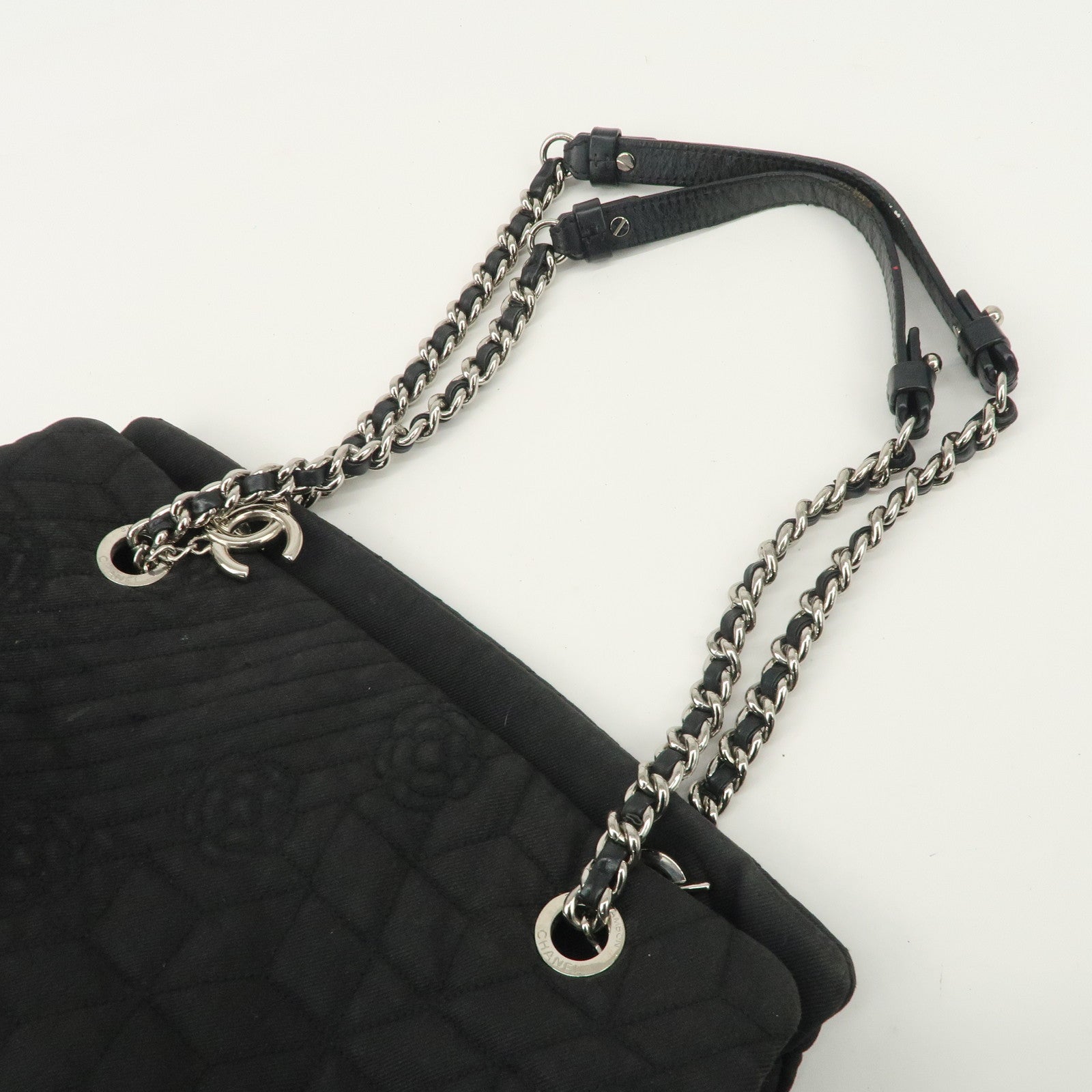 CHANEL Camelia Denim Chain Shoulder Bag Black A66903 Used