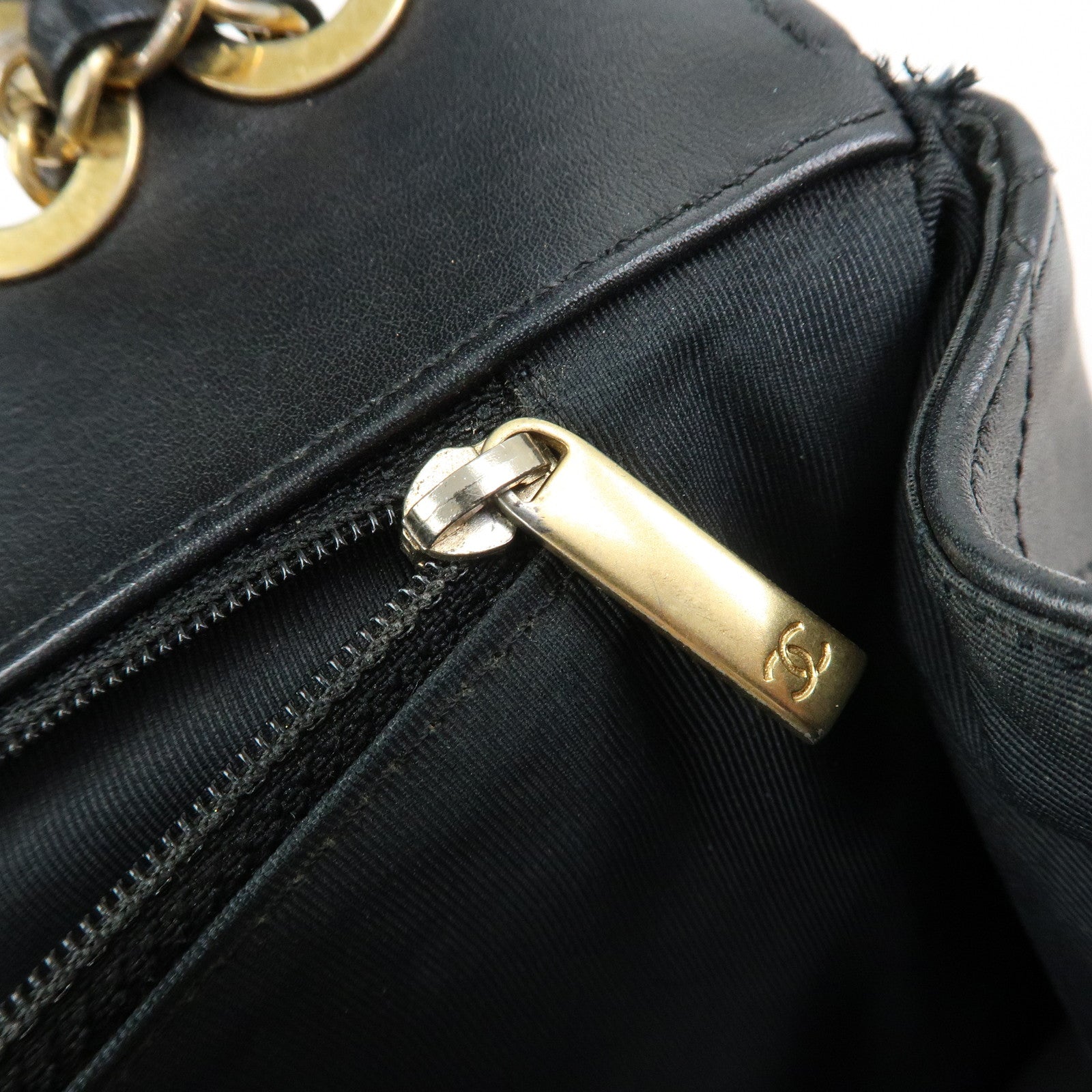 CHANEL Matelasse Lamb Skin Double Chain Single Flap Shoulder Bag
