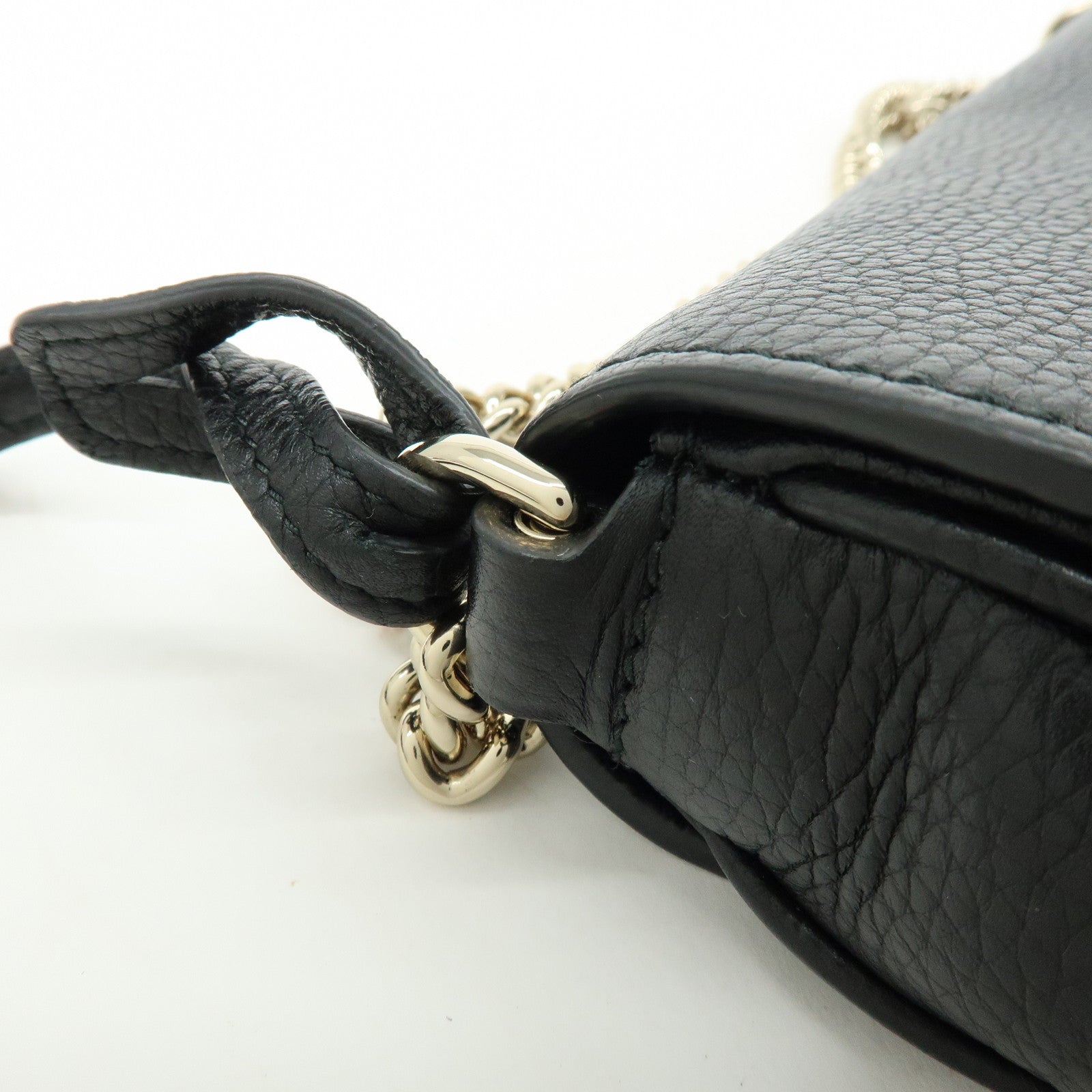 GUCCI SOHO Calf Leather Chain Shoulder Crossbody Bag Black 536224
