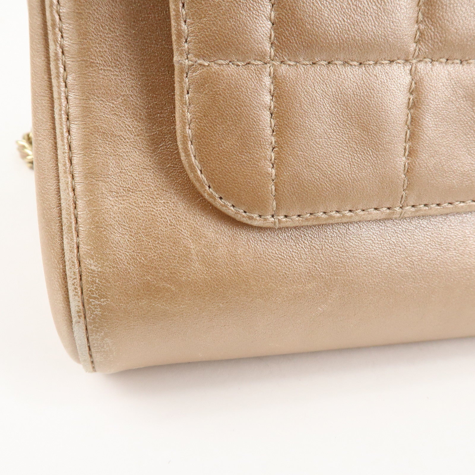 CHANEL Chocolate Bar Leather Chain Shoulder Bag Pink Gold Used