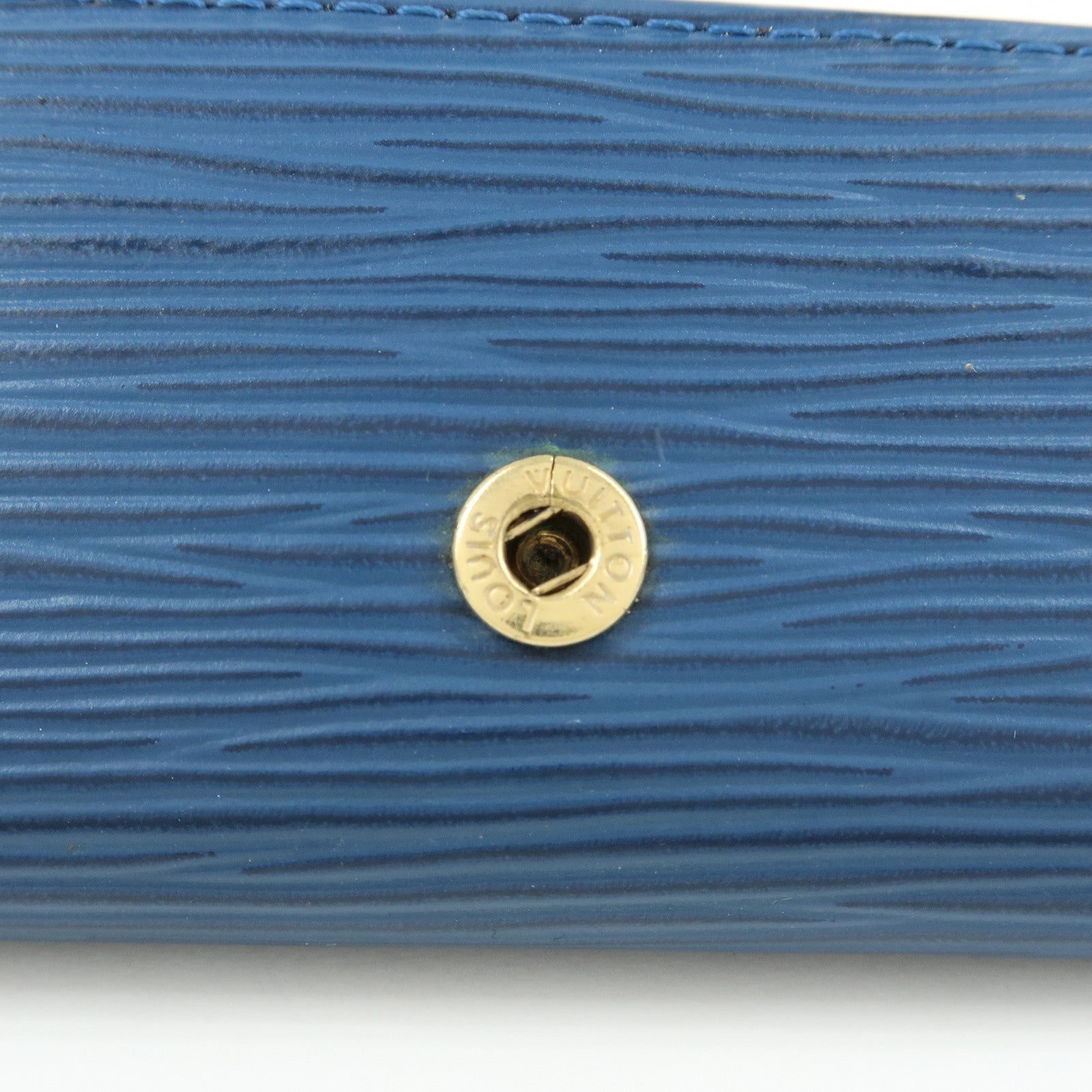Louis Vuitton Epi Leather Multicles 4 Key Case Key Holder T21979