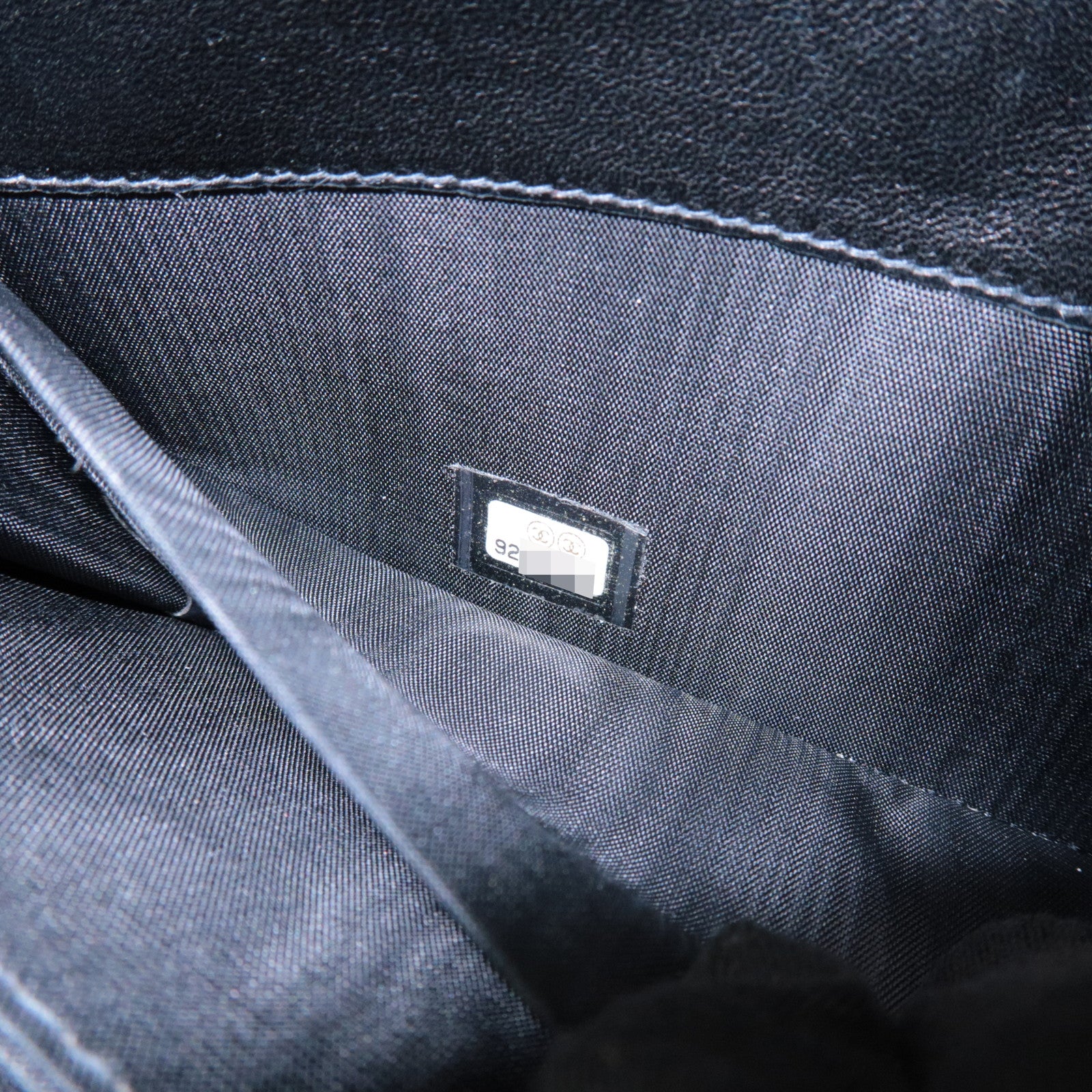 CHANEL COCO Mark Caviarskin Round Zippy Long Wallet Black