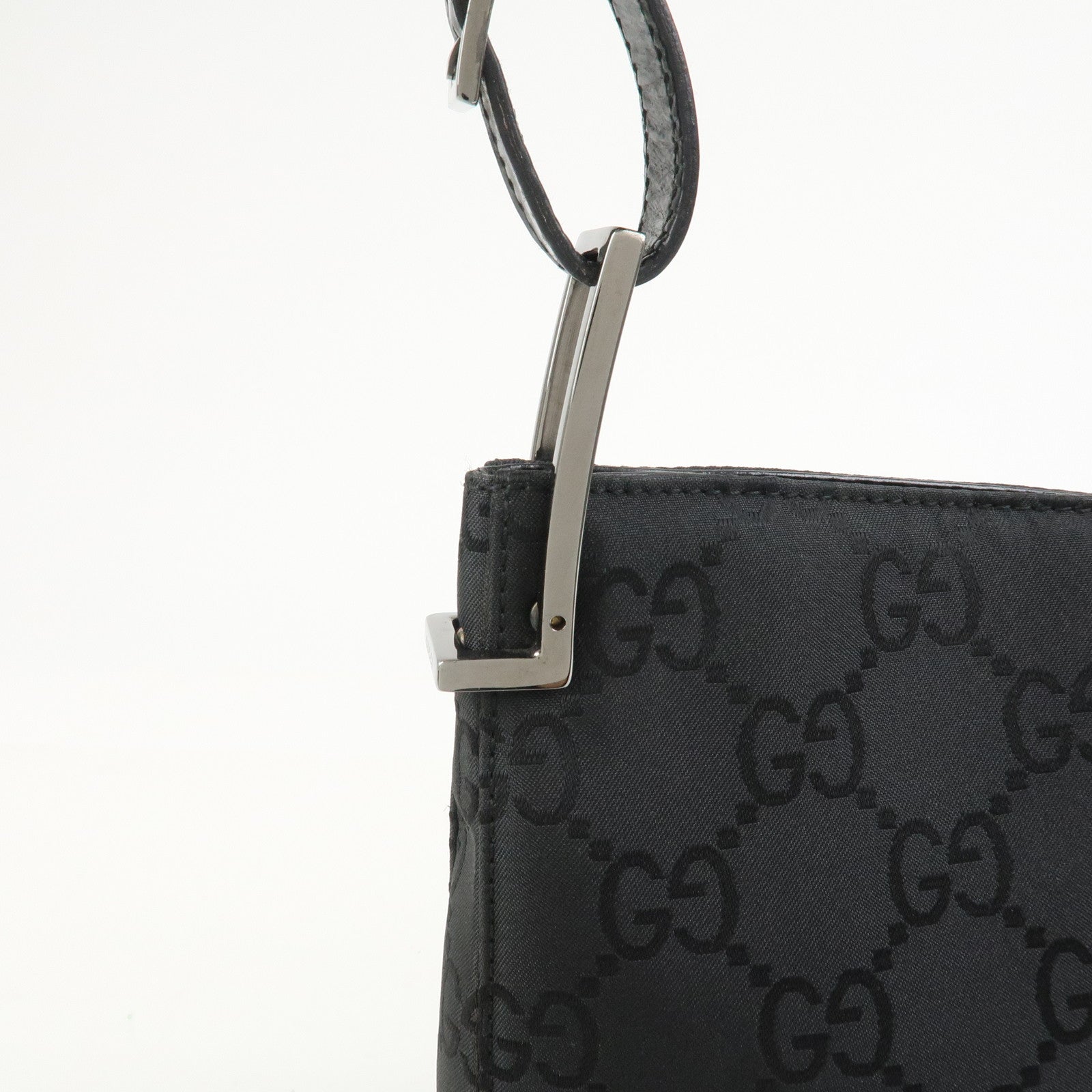 GUCCI GG Monogram Nylon Leather Shoulder Bag Black 001・3193