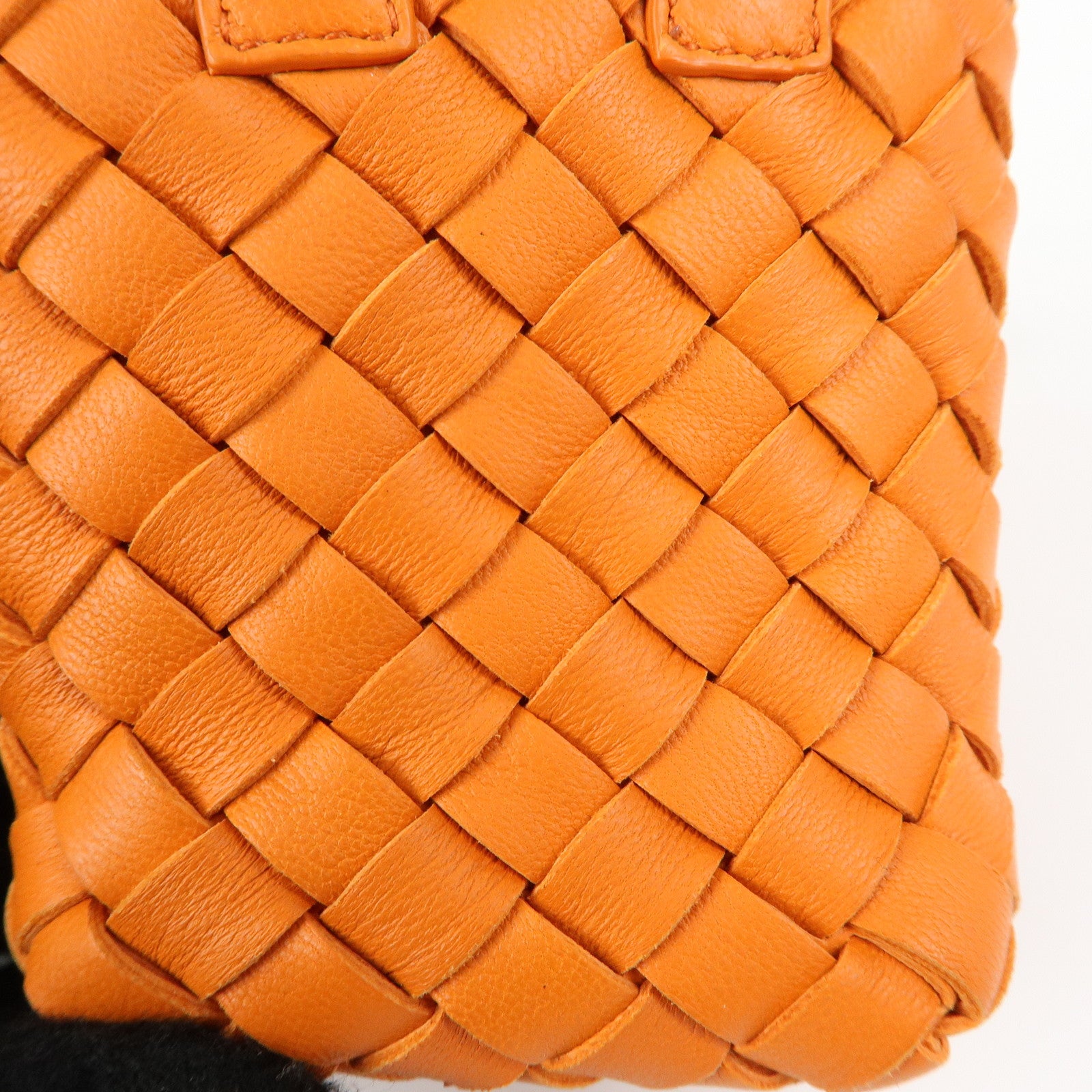 BOTTEGA VENETA Intrecciato Leather Bag Charm Orange 577778