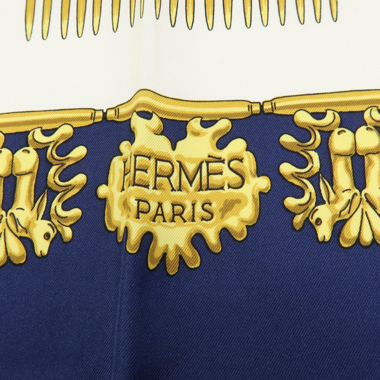 HERMES Carre 90 Silk 100% Scarf LES CAVALIERS D'OR Navy White