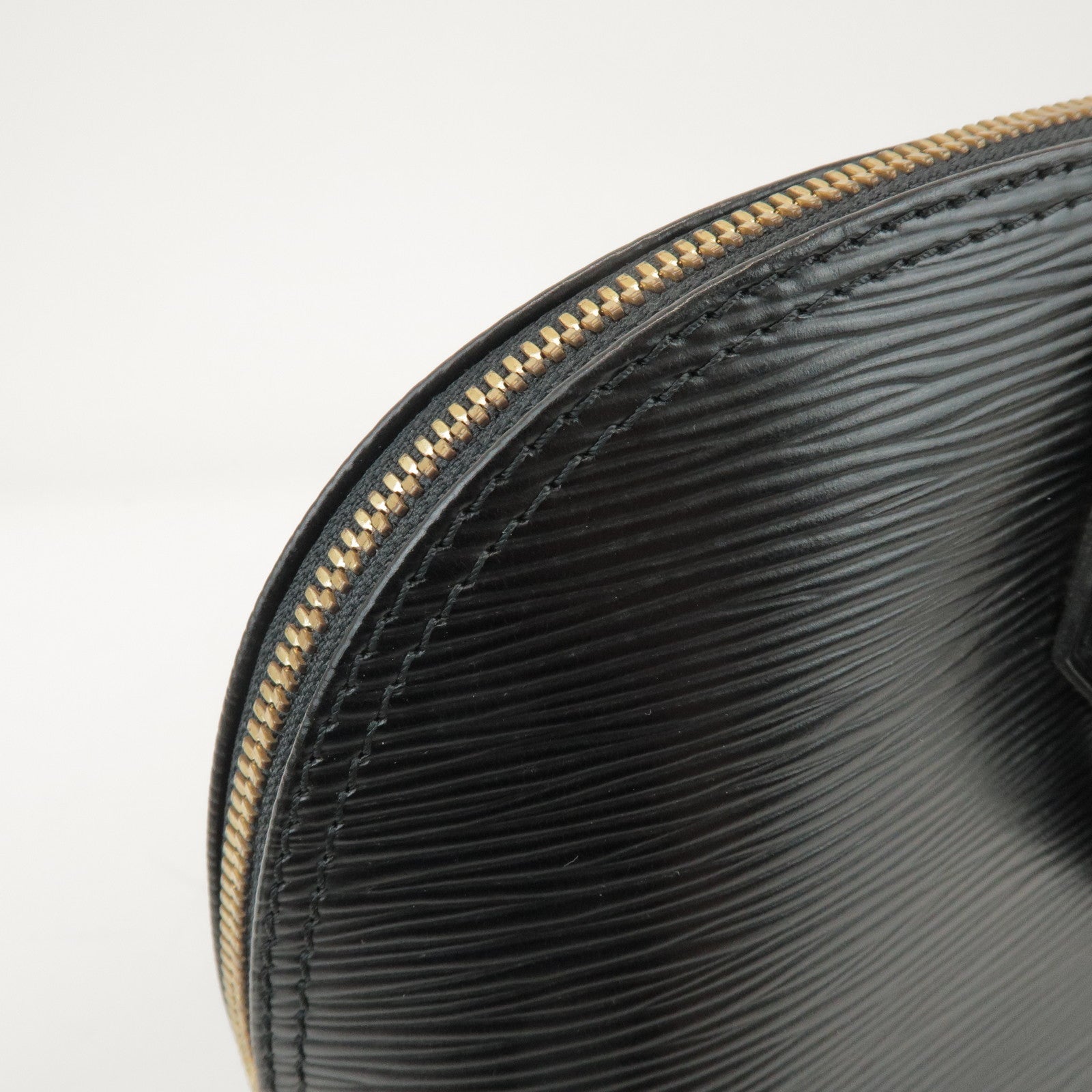 Louis Vuitton Epi Alma 2Way Hand Bag Shoulder Bag Noir Black M52142