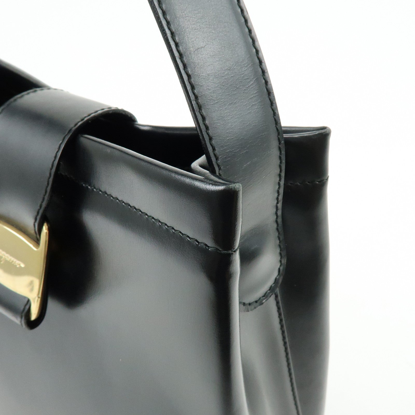 Ferragamo Vara Leather Shoulder Bag Hand Bag Black