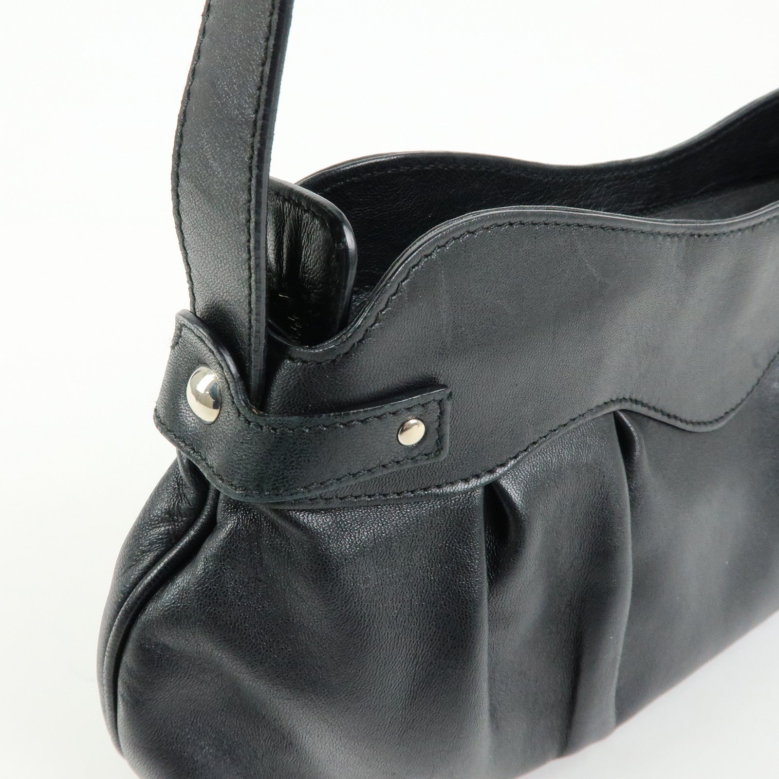 Ferragamo Gancini Leather Shoulder Bag Hand Bag Black