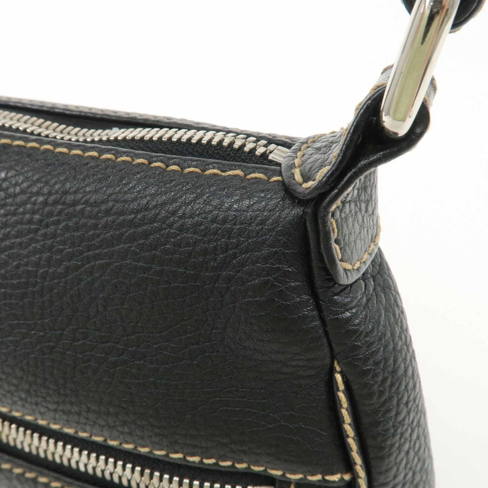 CHANEL Caviar Skin Leather Logo Fringe Shoulder Bag Gold HDW Black Used