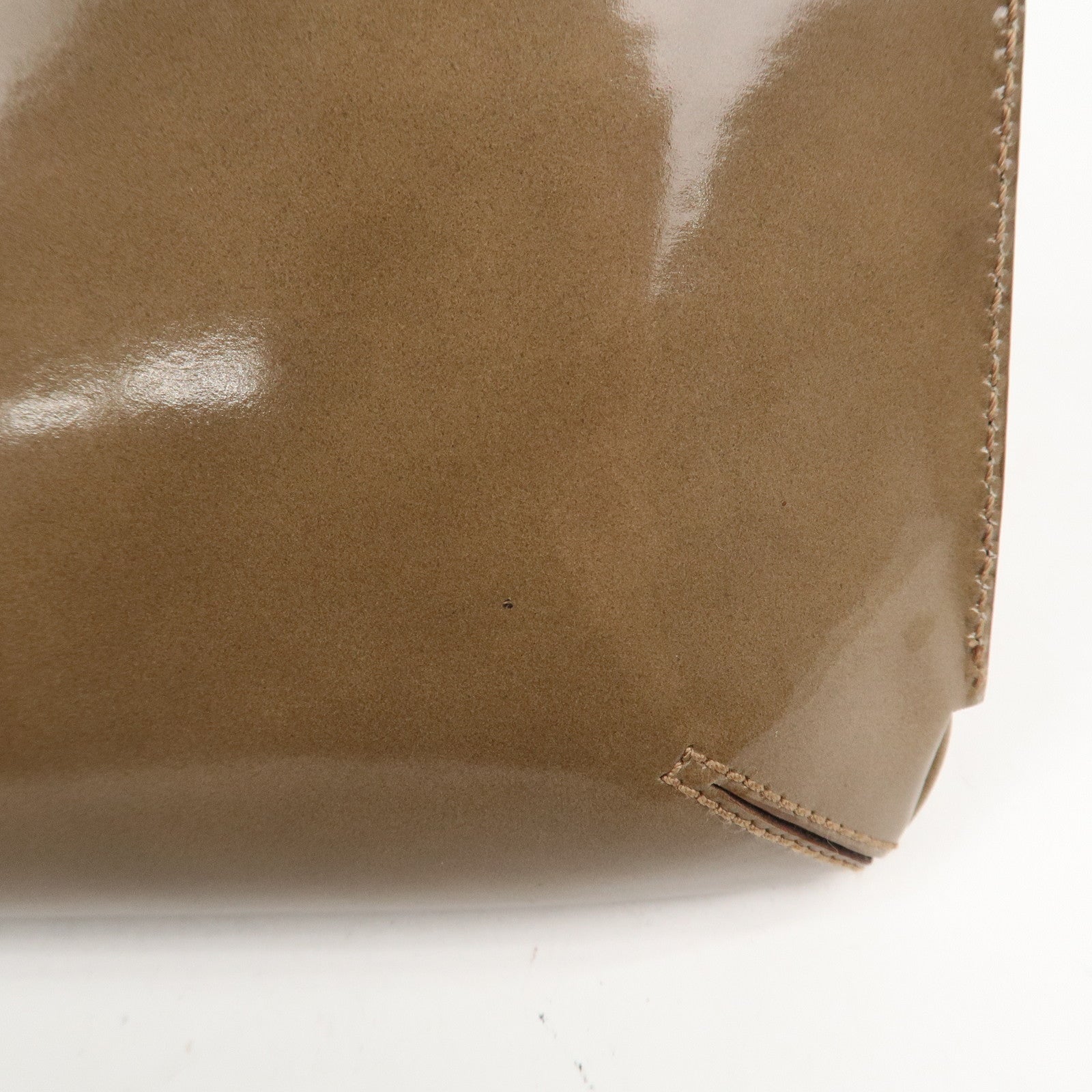 Ferragamo Gancini Patent Leather Chain Shoulder Bag Beige Gold HDW