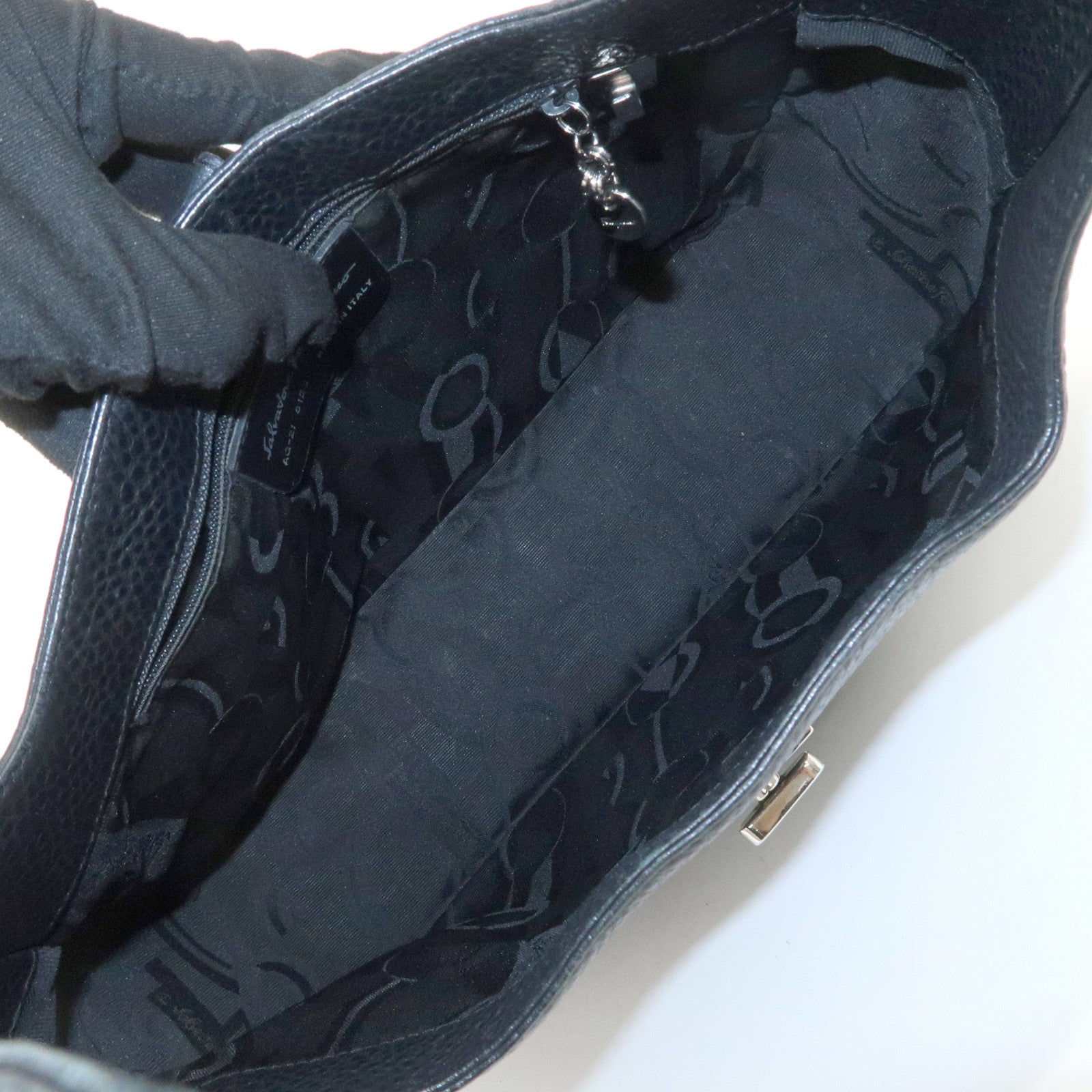 Ferragamo Gancini Shoulder Bag Hand Bag Black