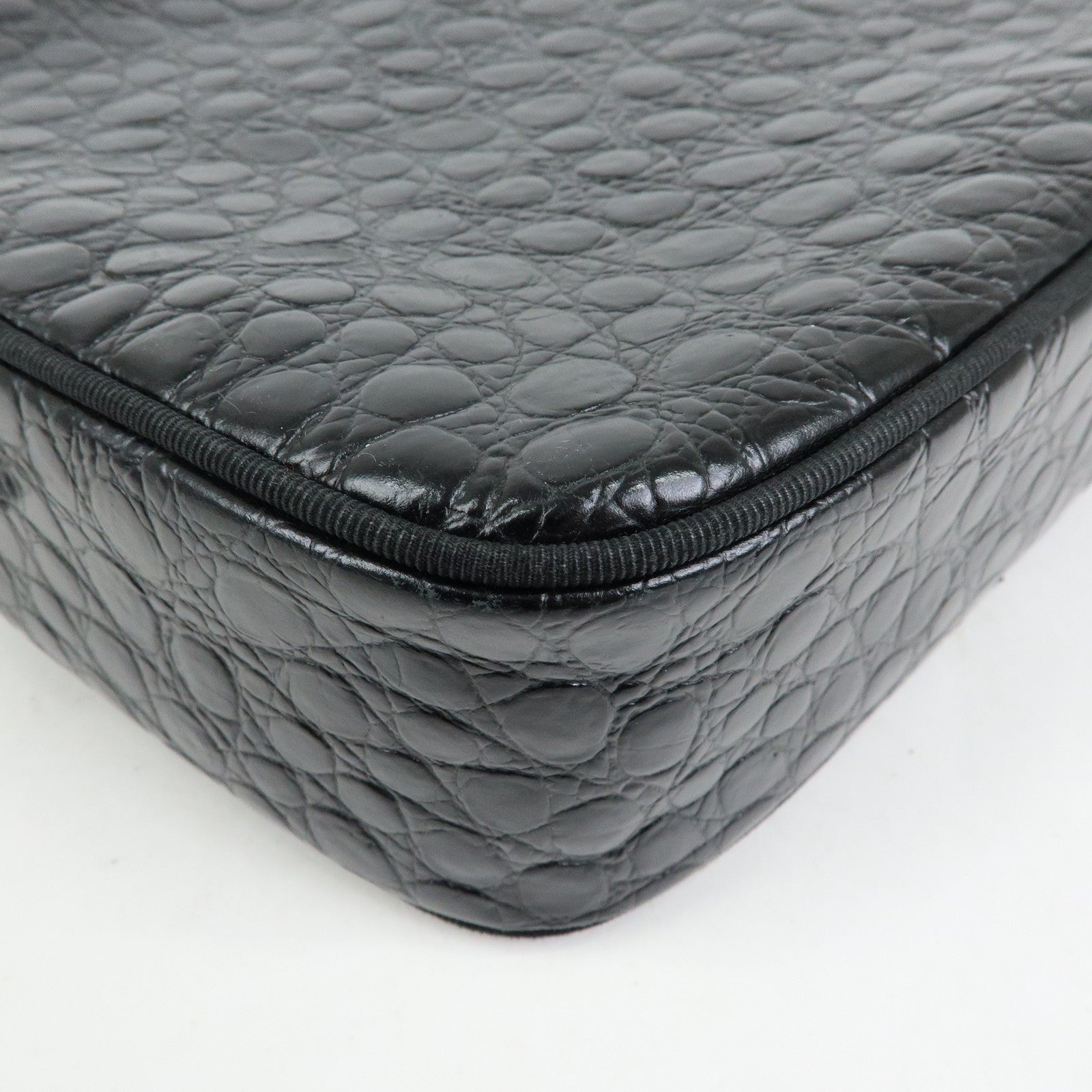 Ferragamo Vara Embossed Leather Shoulder Bag Crossbody Bag Black