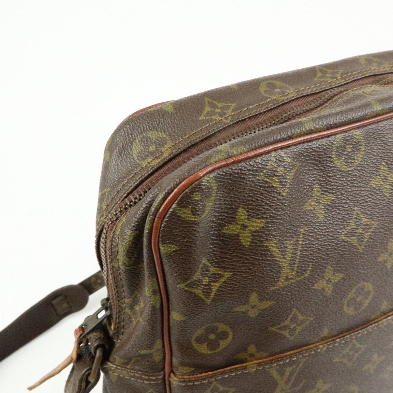 Louis Vuitton Monogram Canvas Leather Shoulder Bag Crossbody Bag
